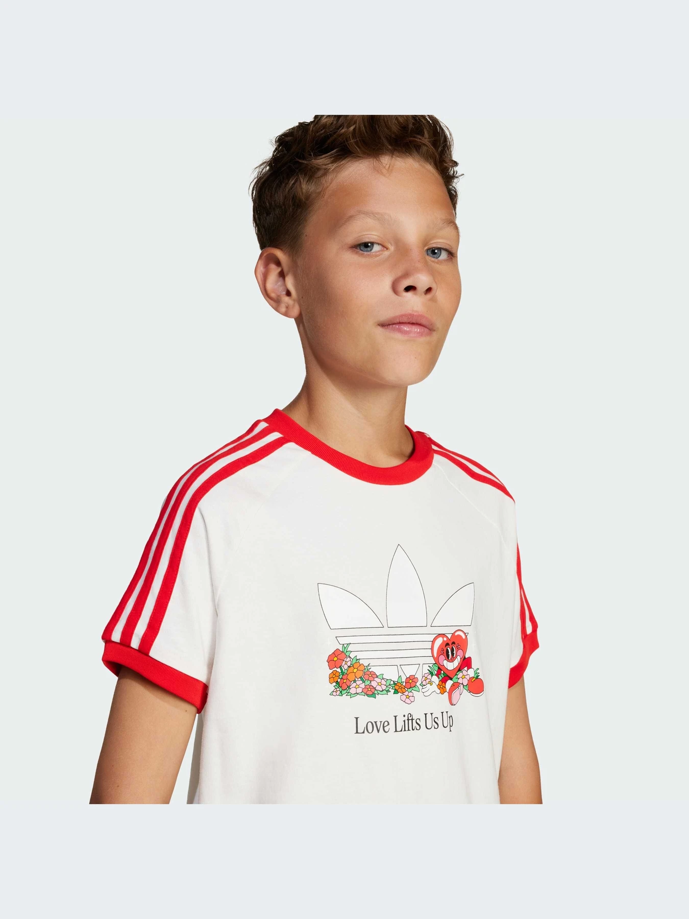Футболки и поло Adidas Graphics модель JD0390-KZ Футболки и поло Adidas Graphics модель JD0390-KZ Фото