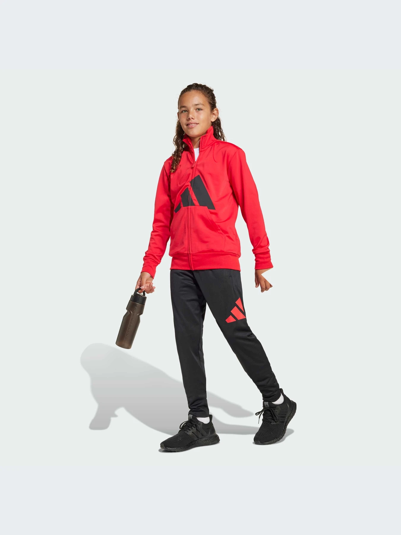 Костюмы Adidas модель JC9713-KZ Костюмы Adidas модель JC9713-KZ Фото