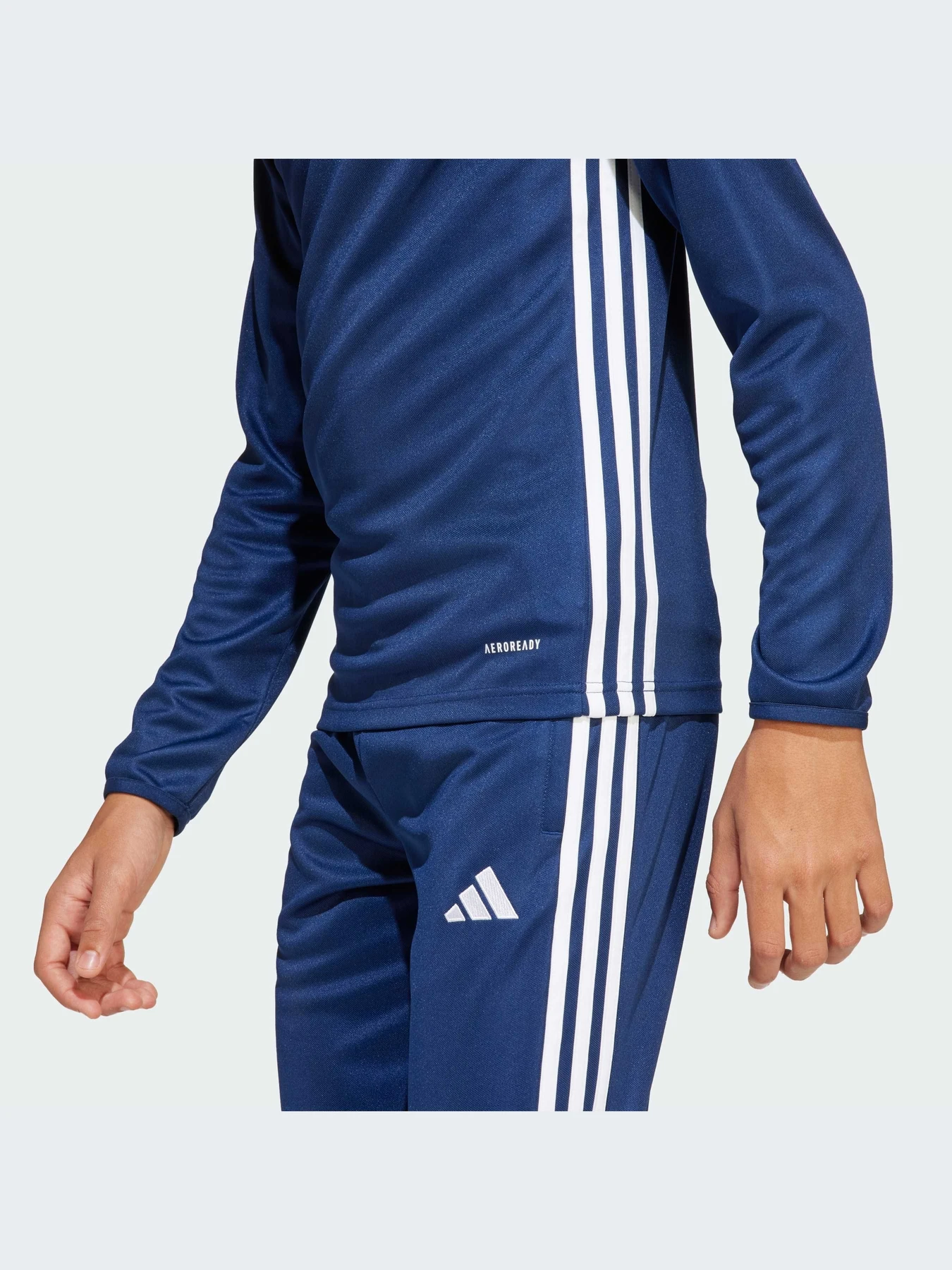 Худи и свитшоты Adidas Tiro модель JD0566-KZ Худи и свитшоты Adidas Tiro модель JD0566-KZ Фото
