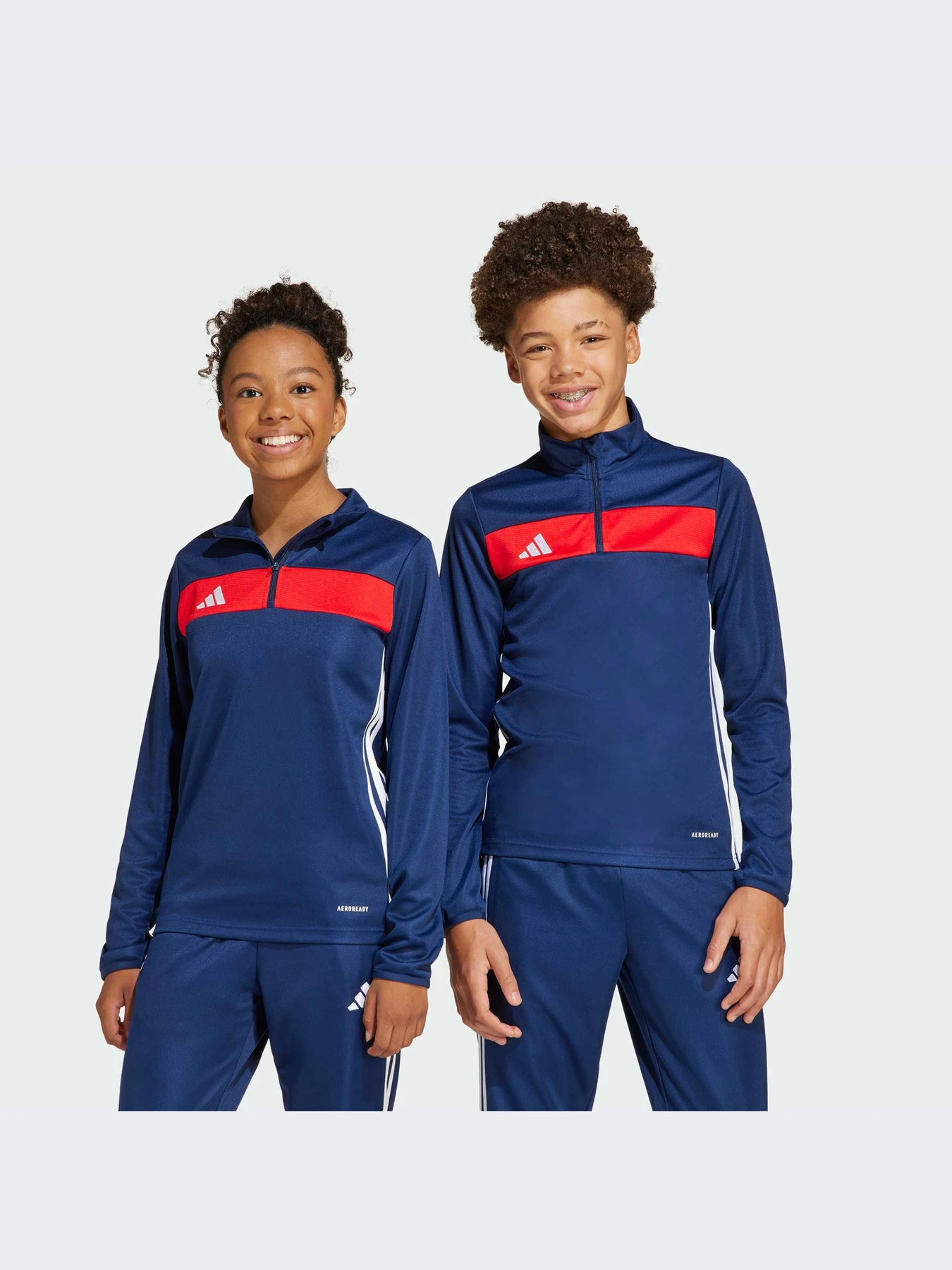 Худи и свитшоты Adidas Tiro модель JD0566-KZ Худи и свитшоты Adidas Tiro модель JD0566-KZ Фото