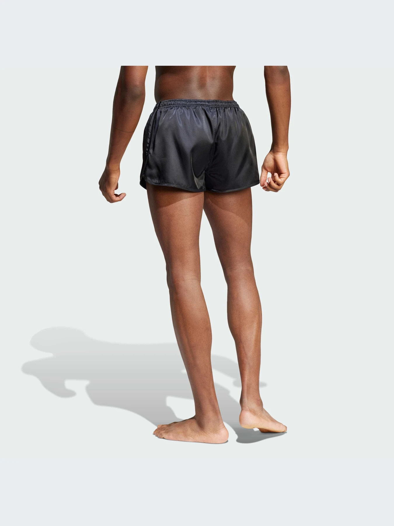 Одежда для пляжа Adidas модель JD0901-KZ Одежда для пляжа Adidas модель JD0901-KZ Фото