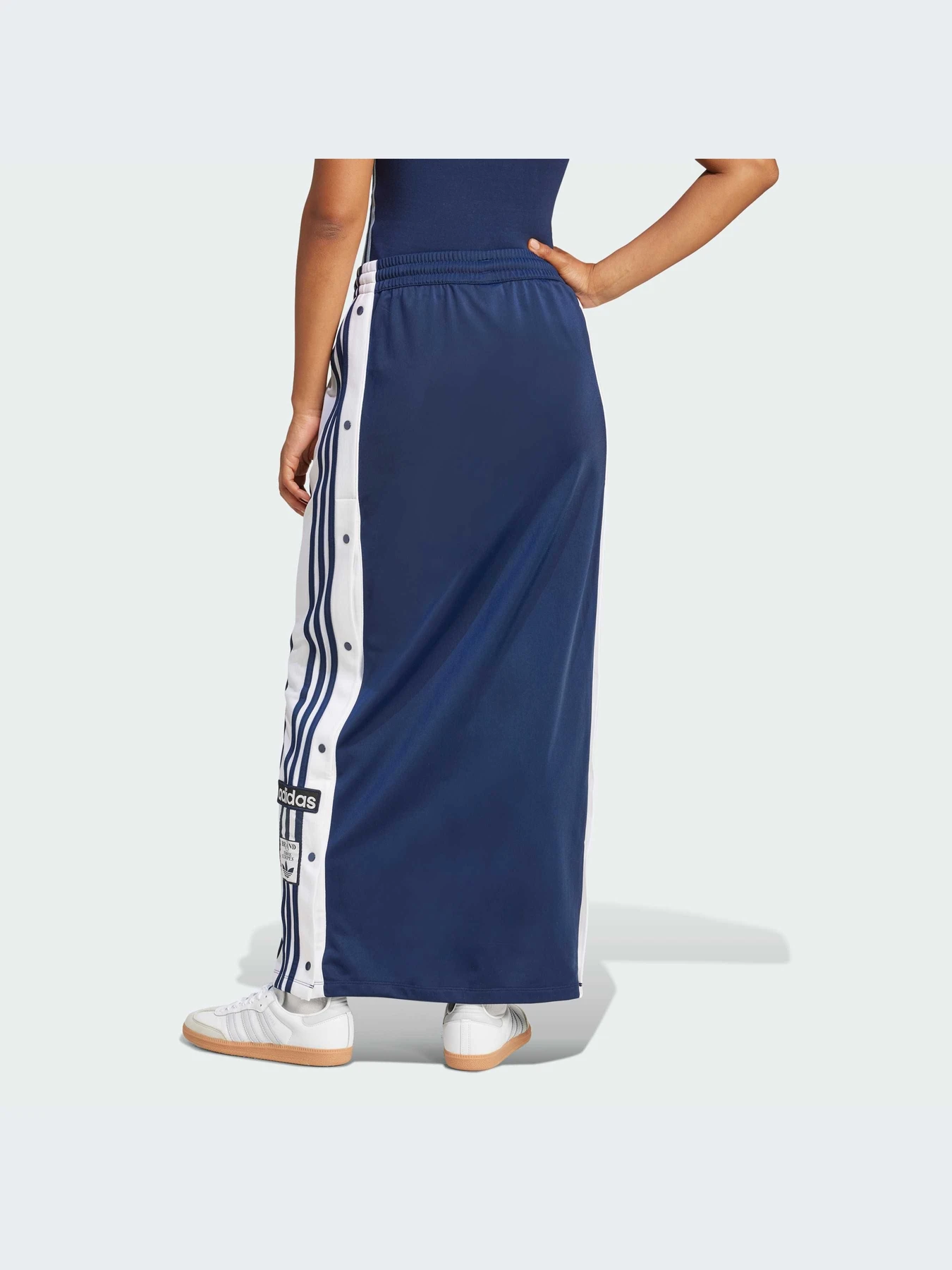 Юбки Adidas Adicolor модель JD0924-KZ Юбки Adidas Adicolor модель JD0924-KZ Фото
