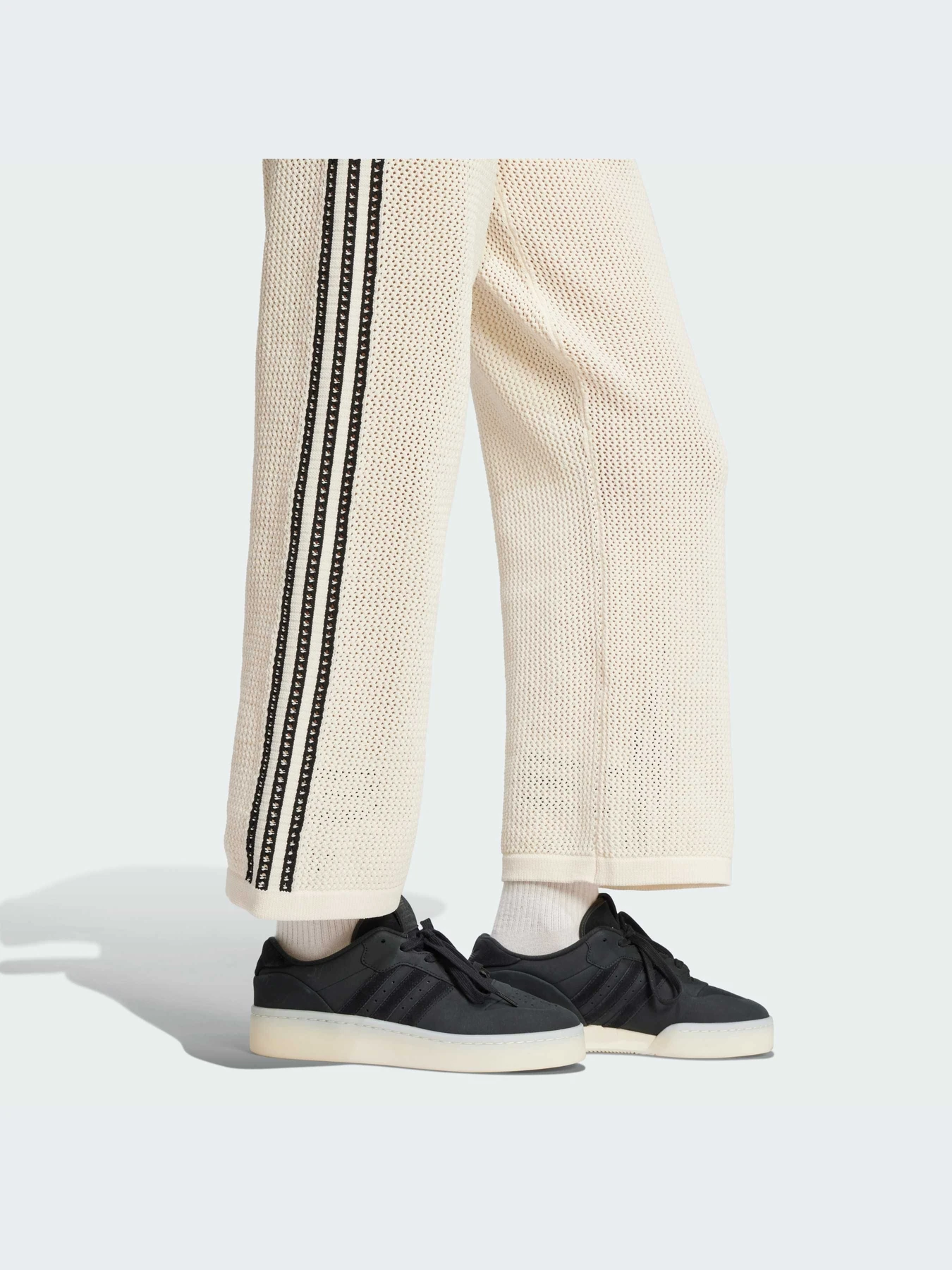 Брюки Adidas модель JD1080-KZ Брюки Adidas модель JD1080-KZ Фото