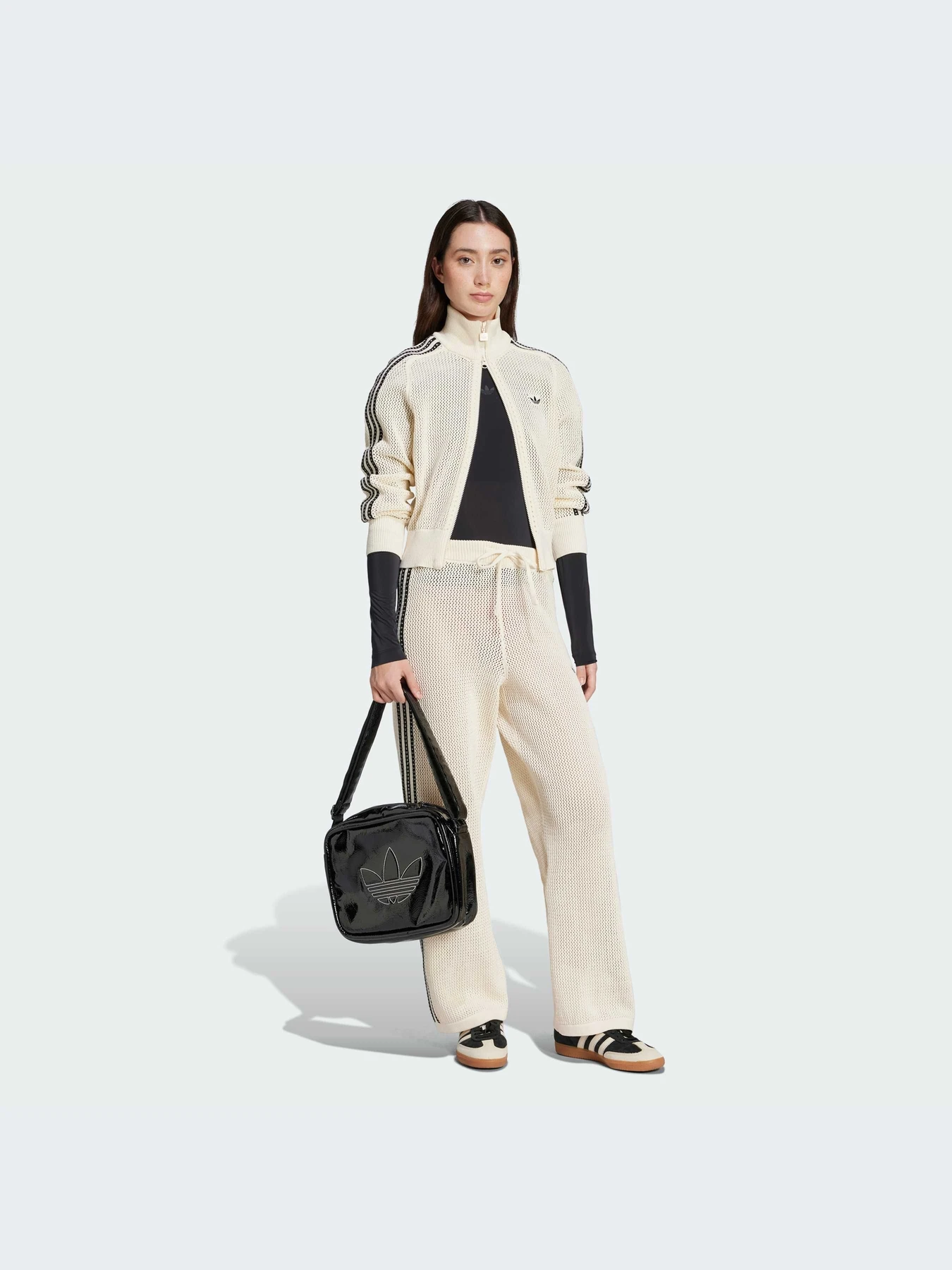 Худи и свитшоты Adidas модель JD1082-KZ Худи и свитшоты Adidas модель JD1082-KZ Фото