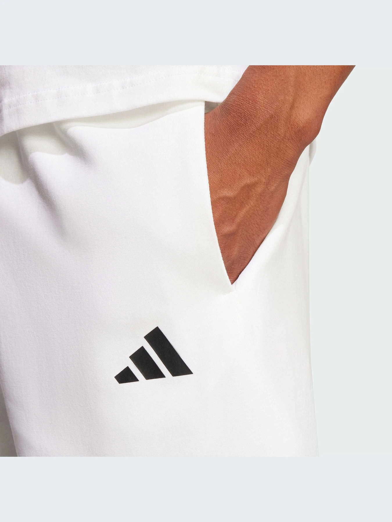 Шорты Adidas модель JD4957-KZ Шорты Adidas модель JD4957-KZ Фото