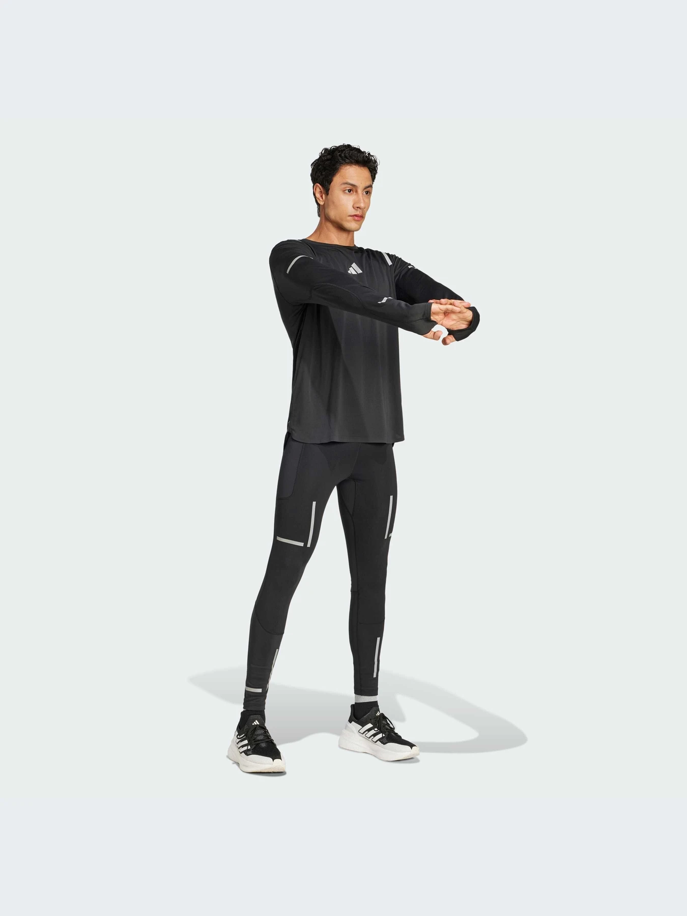 Худи и свитшоты Adidas модель JD7801-KZ Худи и свитшоты Adidas модель JD7801-KZ Фото