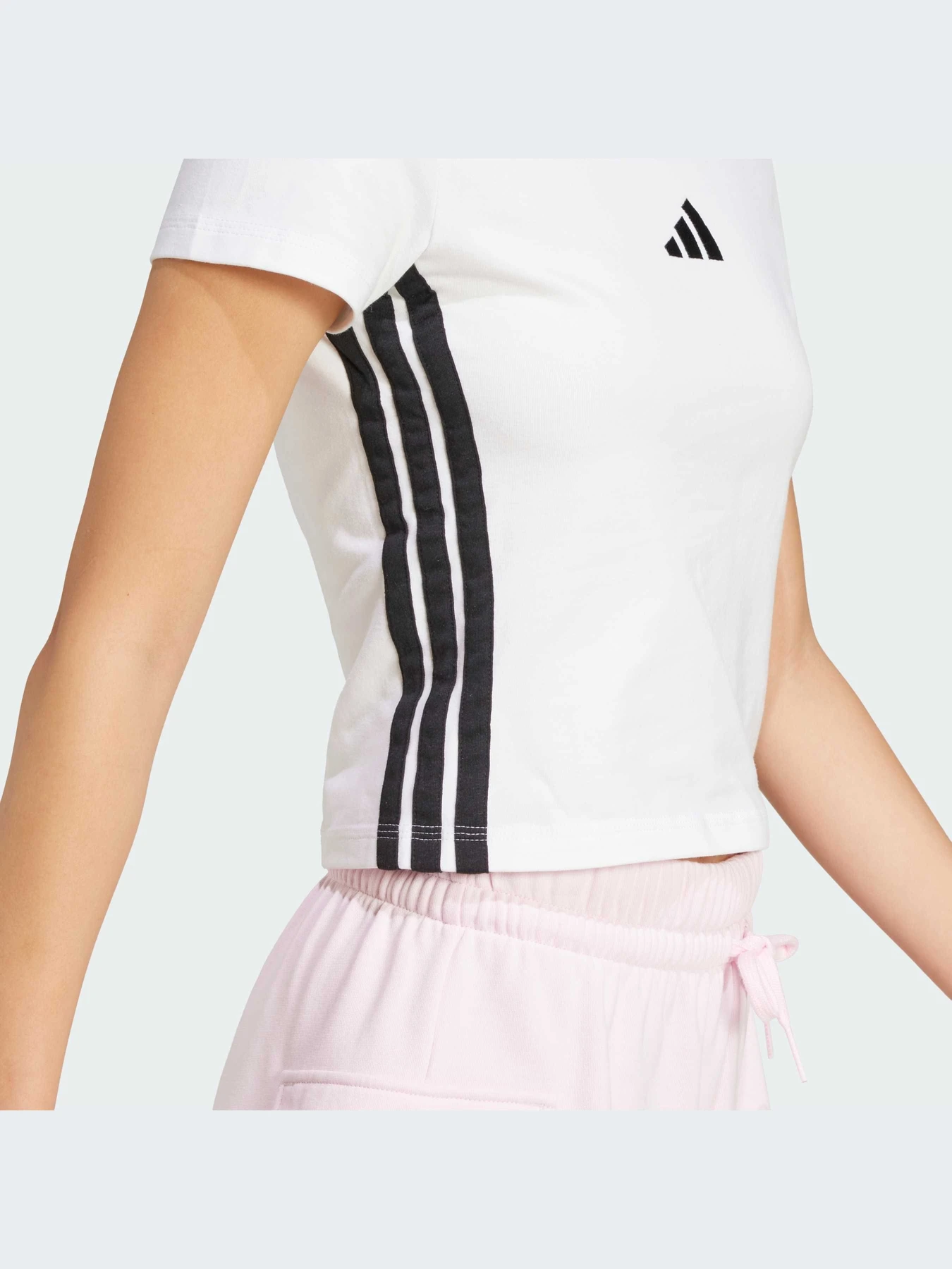 Футболки и поло Adidas модель JE1239-KZ Футболки и поло Adidas модель JE1239-KZ Фото