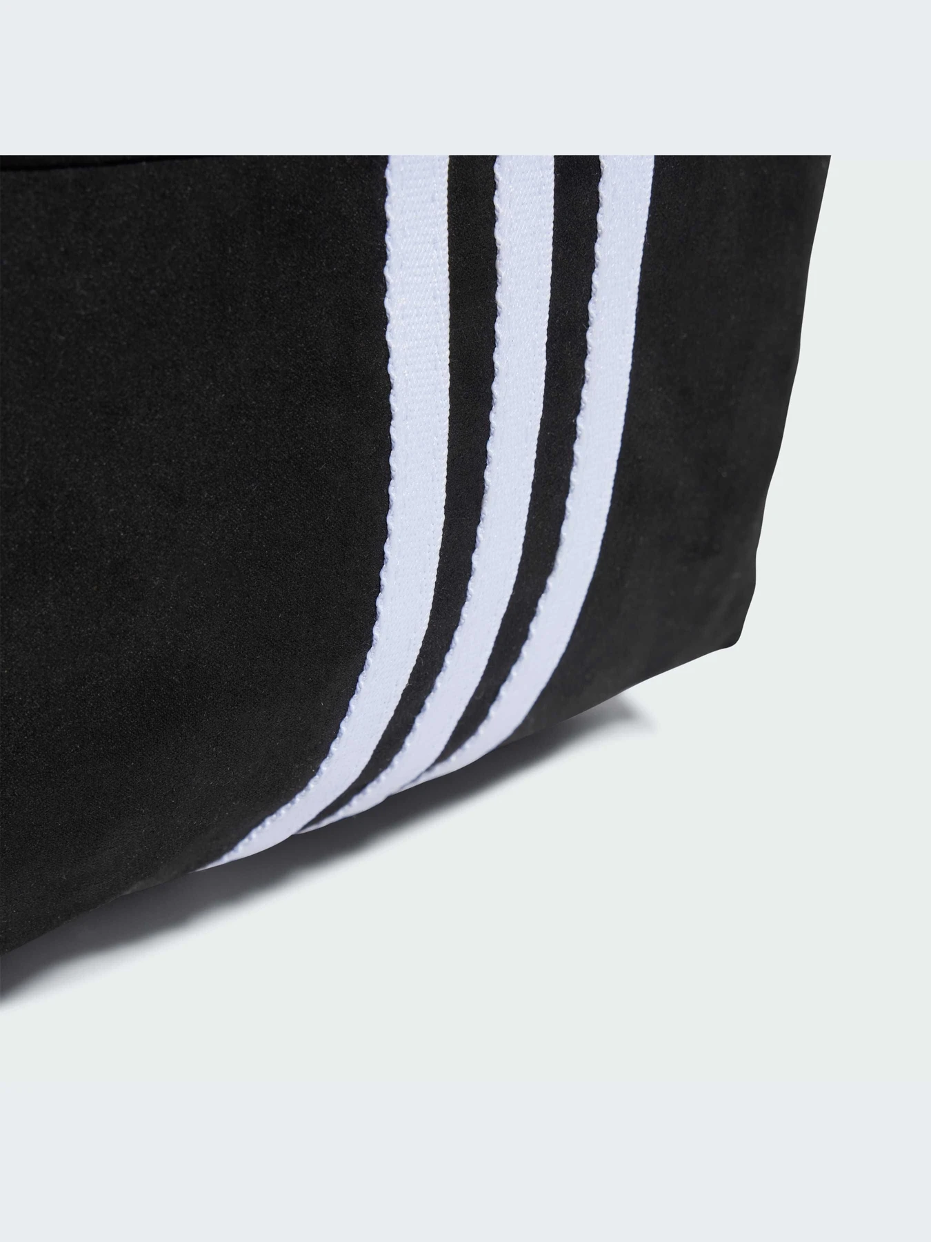Рюкзаки Adidas модель JF0799-KZ Рюкзаки Adidas модель JF0799-KZ Фото
