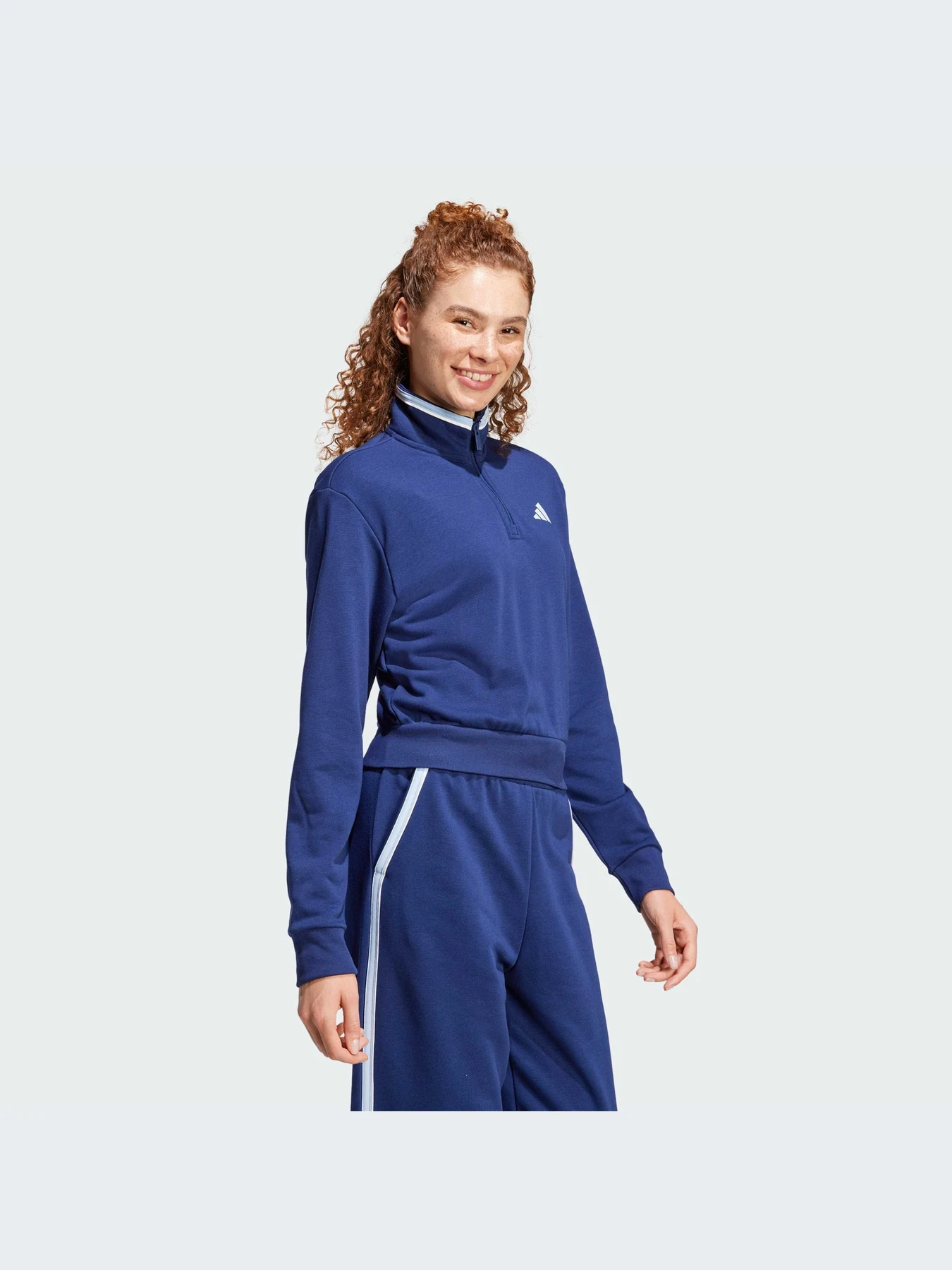 Худи и свитшоты Adidas модель JG4172-KZ Худи и свитшоты Adidas модель JG4172-KZ Фото