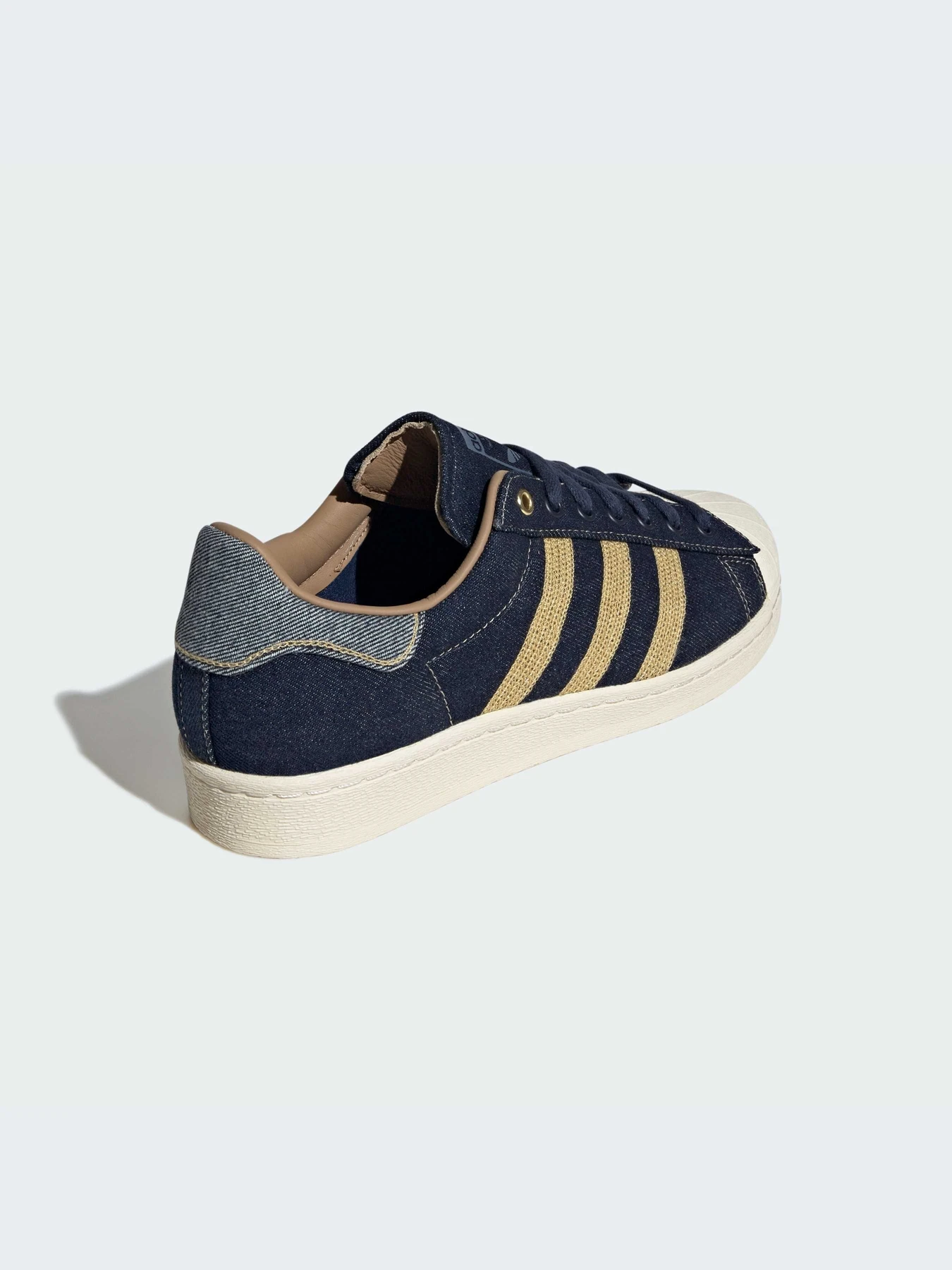 Кроссовки Adidas Superstar модель JH5577-KZ Кроссовки Adidas Superstar модель JH5577-KZ Фото