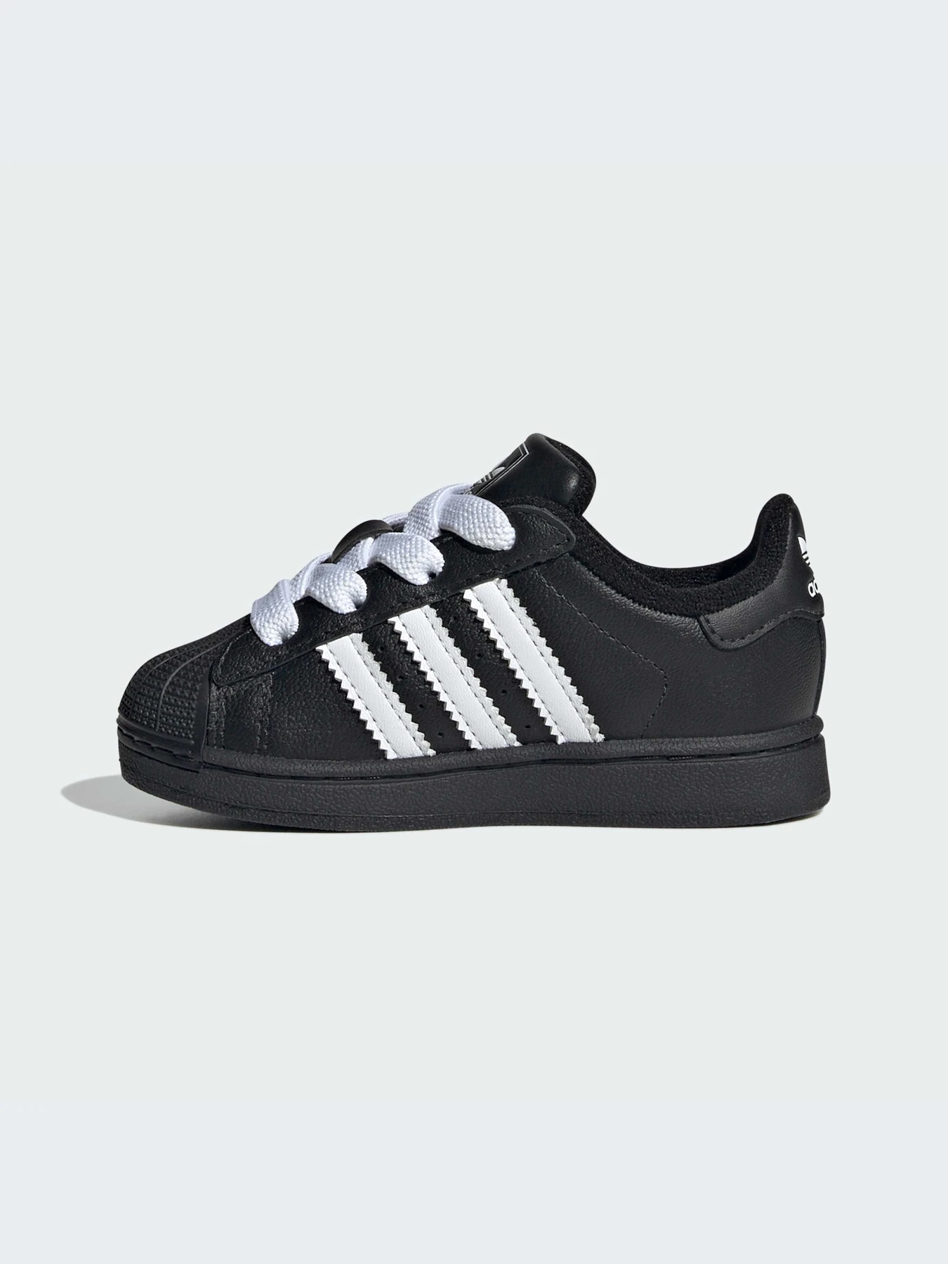 Кроссовки Adidas Superstar модель JI0213-KZ Кроссовки Adidas Superstar модель JI0213-KZ Фото
