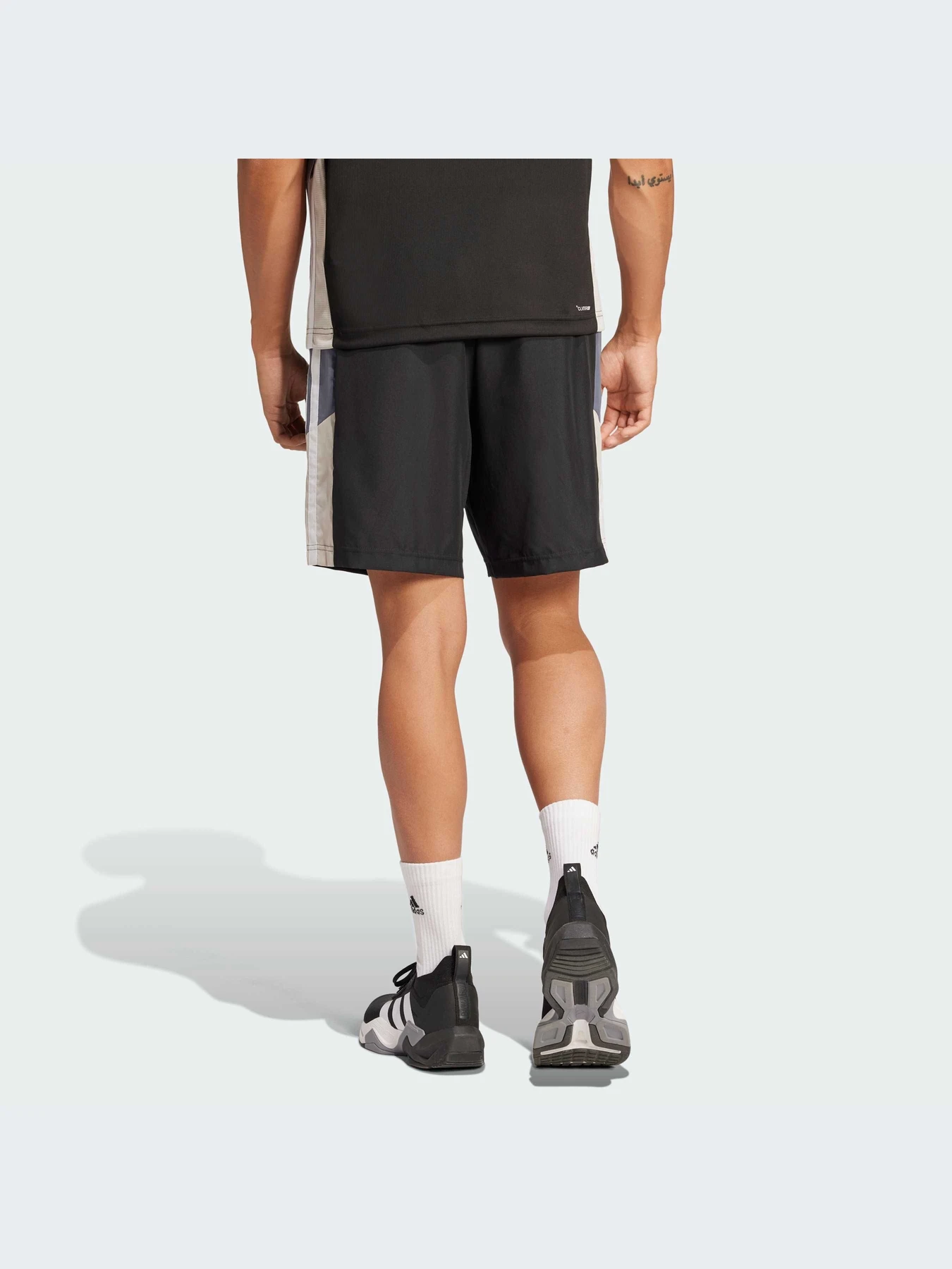 Шорты Adidas модель JI8393-KZ Шорты Adidas модель JI8393-KZ Фото