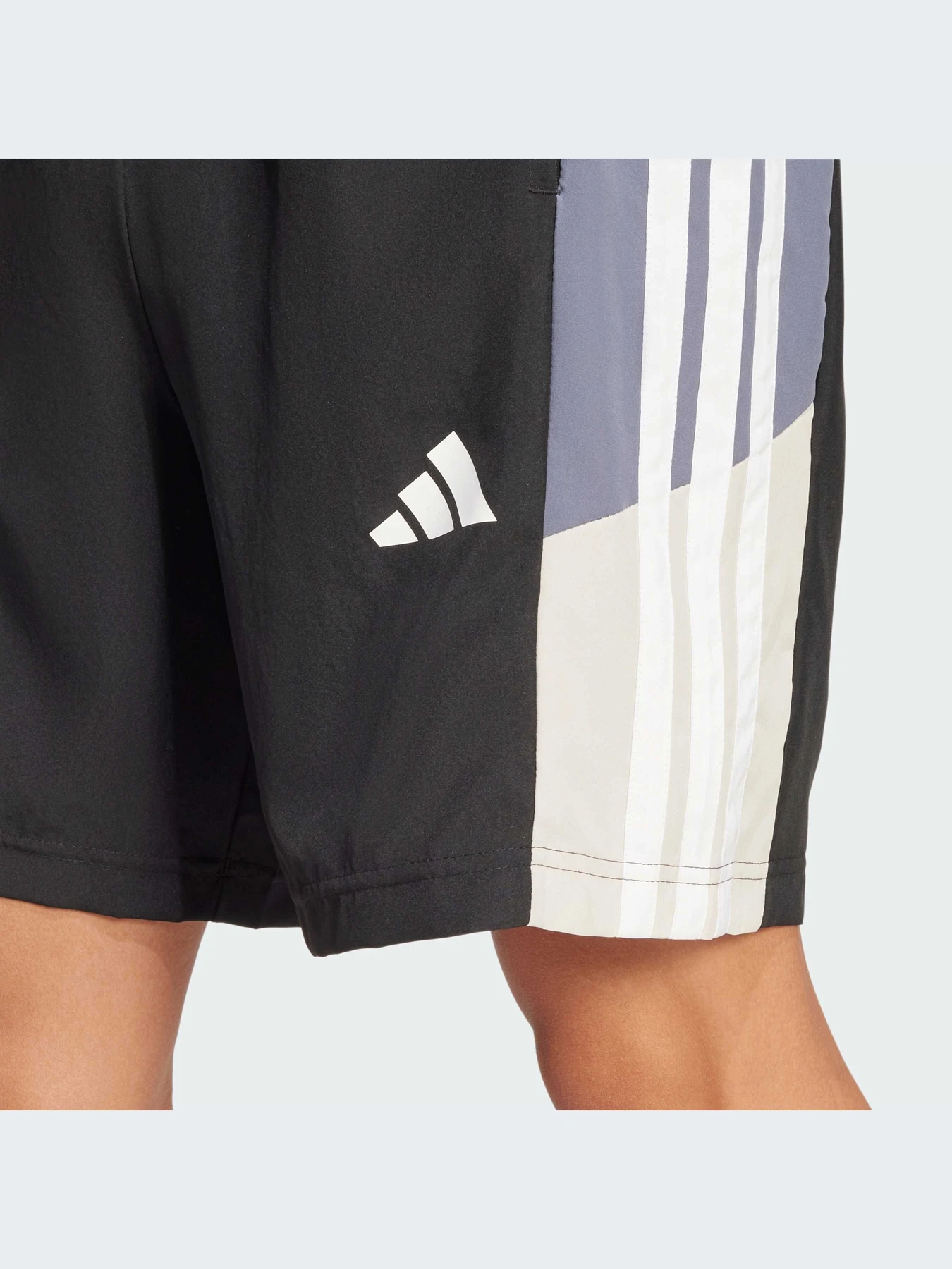 Шорты Adidas модель JI8393-KZ Шорты Adidas модель JI8393-KZ Фото