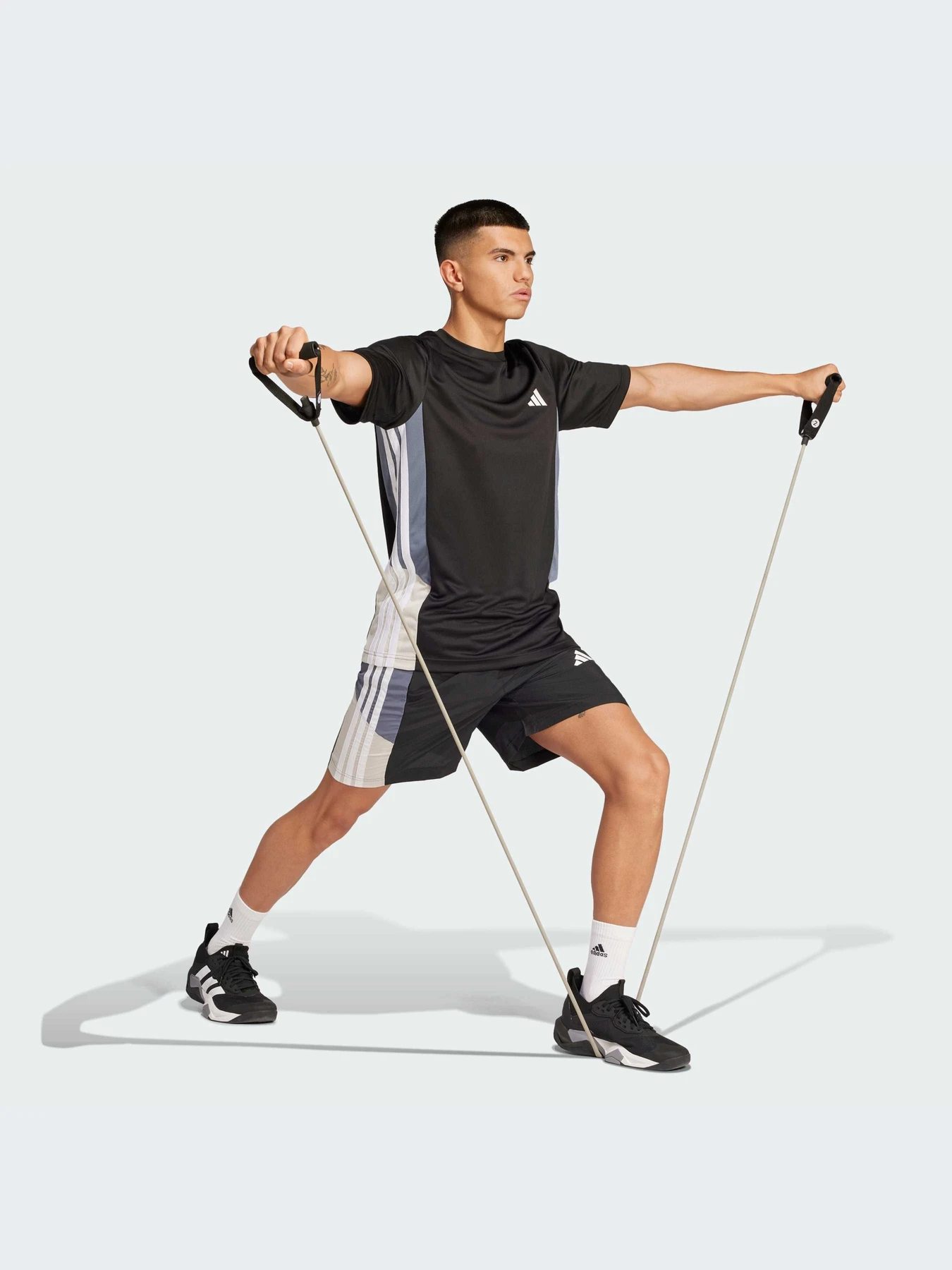 Футболки и поло Adidas модель JI8397-KZ Футболки и поло Adidas модель JI8397-KZ Фото