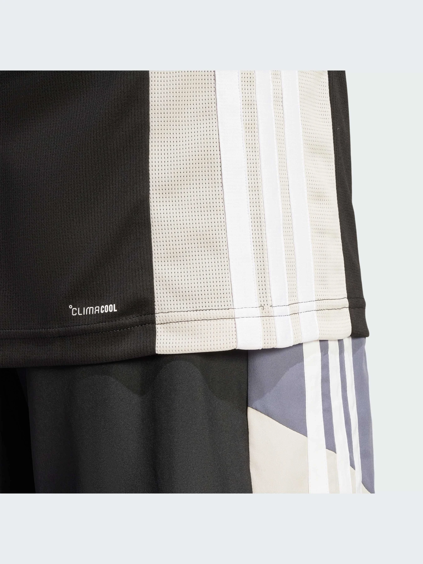 Футболки и поло Adidas модель JI8397-KZ Футболки и поло Adidas модель JI8397-KZ Фото