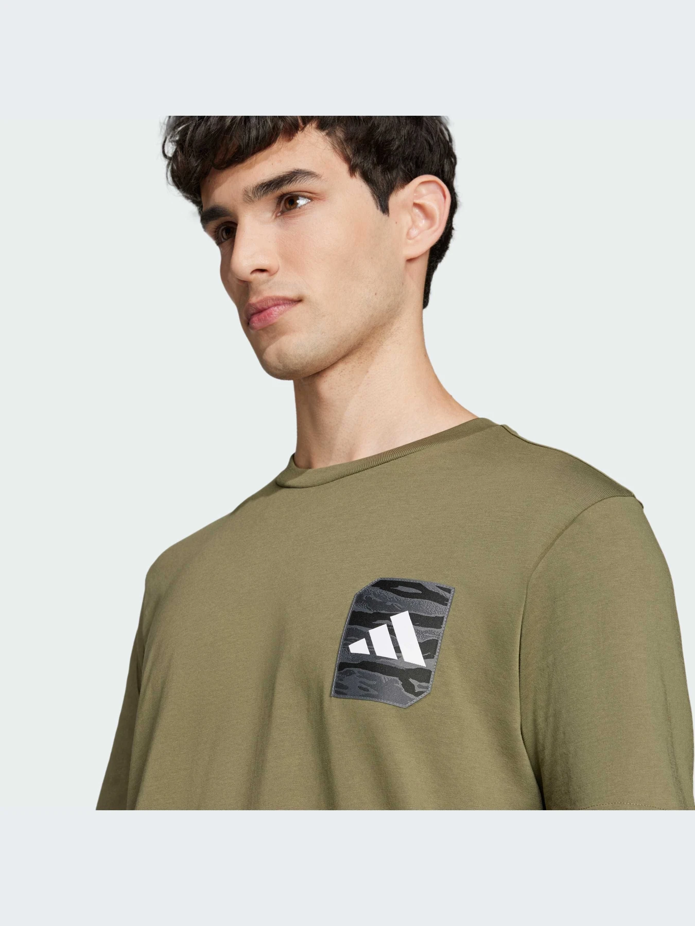Футболки и поло Adidas модель JI6759-KZ Футболки и поло Adidas модель JI6759-KZ Фото