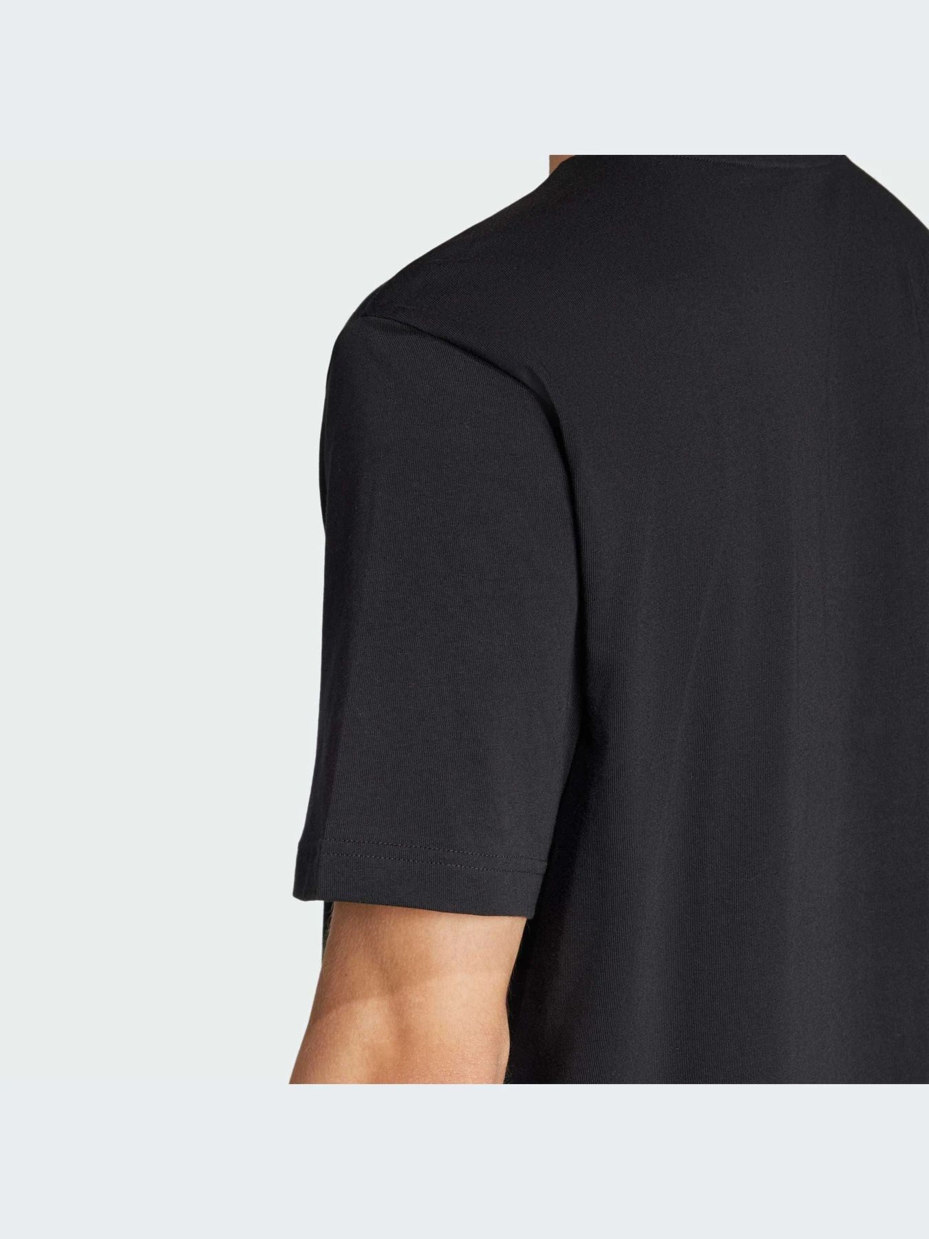 Футболки и поло Adidas модель JI6761-KZ Футболки и поло Adidas модель JI6761-KZ Фото