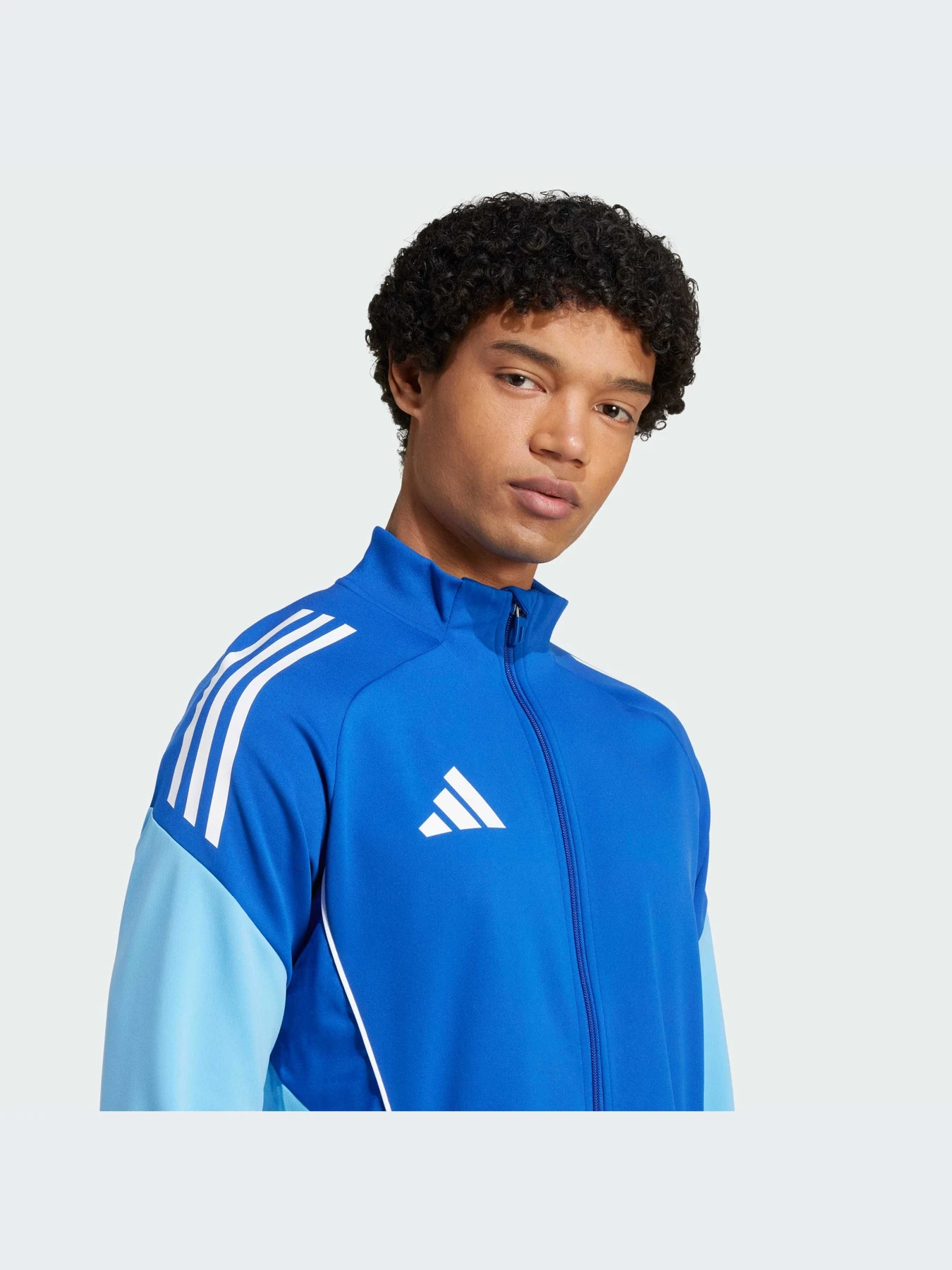 Худи и свитшоты Adidas Tiro модель JI8931-KZ Худи и свитшоты Adidas Tiro модель JI8931-KZ Фото