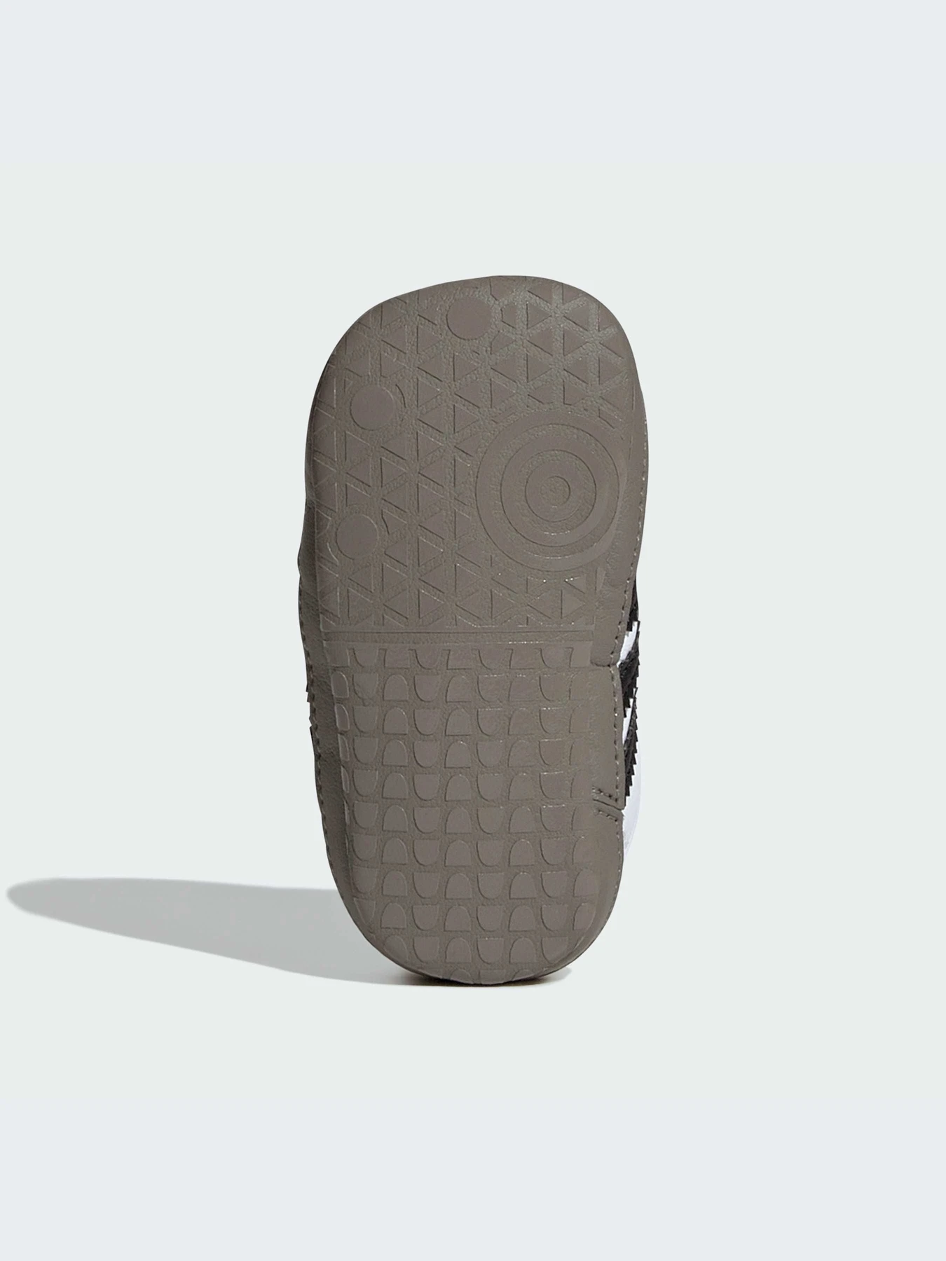 Кроссовки Adidas модель JI2758-KZ Кроссовки Adidas модель JI2758-KZ Фото