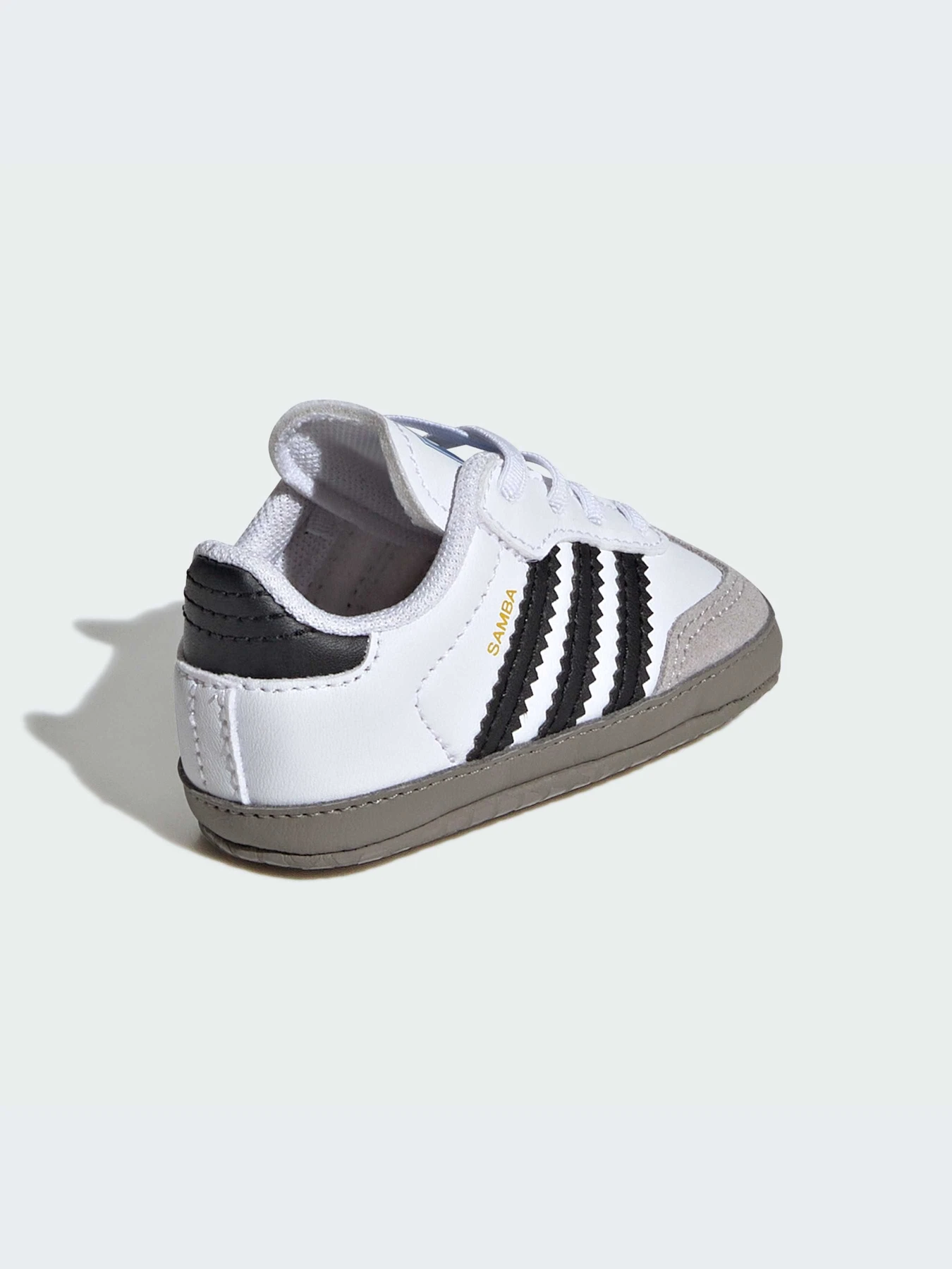 Кроссовки Adidas модель JI2758-KZ Кроссовки Adidas модель JI2758-KZ Фото