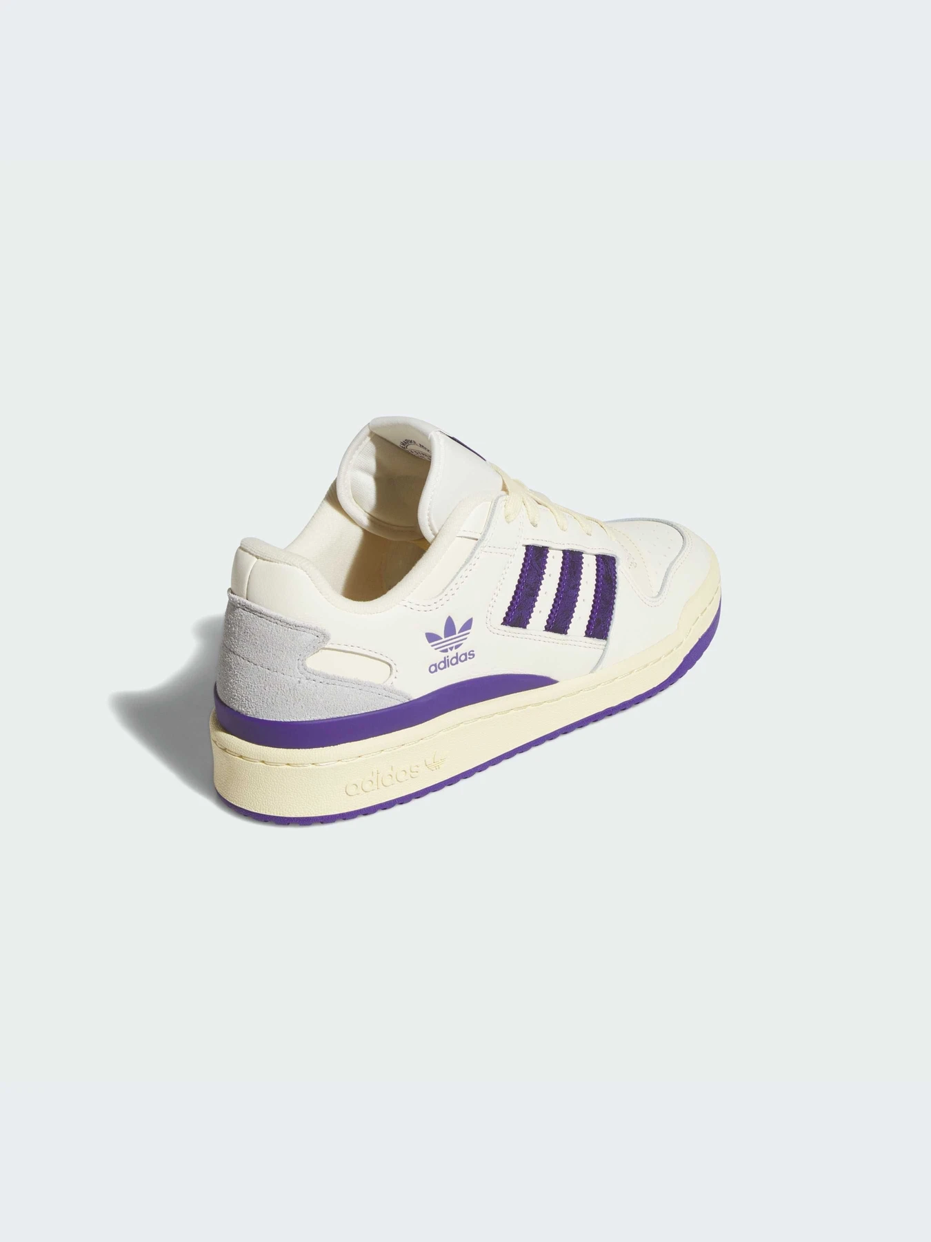 Кроссовки Adidas Forum модель JI3268-KZ Кроссовки Adidas Forum модель JI3268-KZ Фото