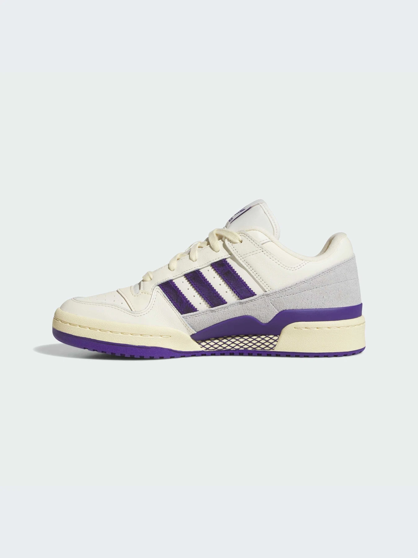 Кроссовки Adidas Forum модель JI3268-KZ Кроссовки Adidas Forum модель JI3268-KZ Фото