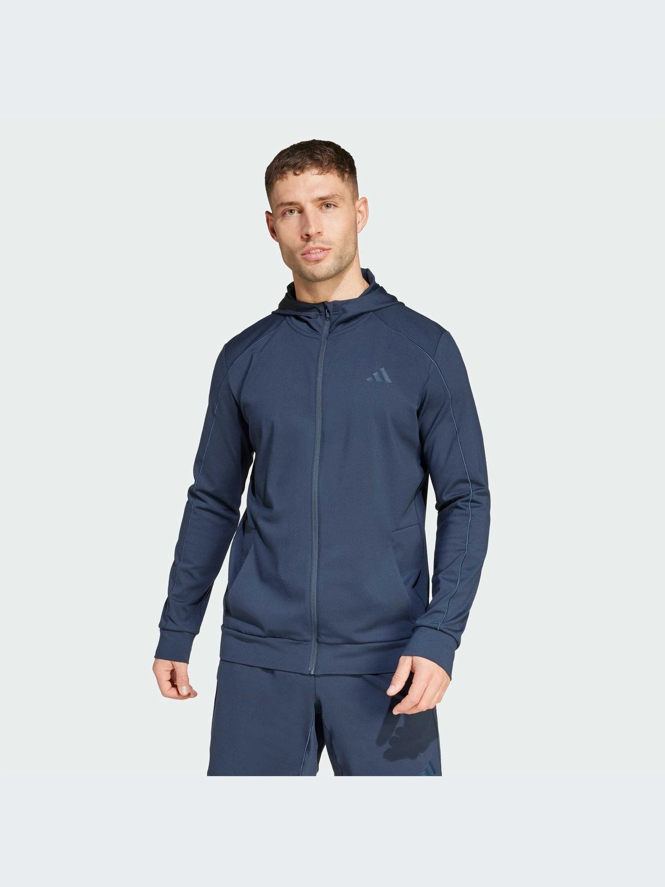 Худи и свитшоты Adidas модель JI8242-KZ Худи и свитшоты Adidas модель JI8242-KZ Фото