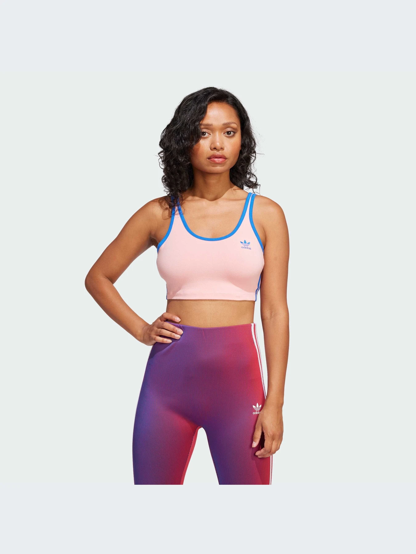 Футболки и поло Adidas Adicolor модель JP2293-KZ Футболки и поло Adidas Adicolor модель JP2293-KZ Фото