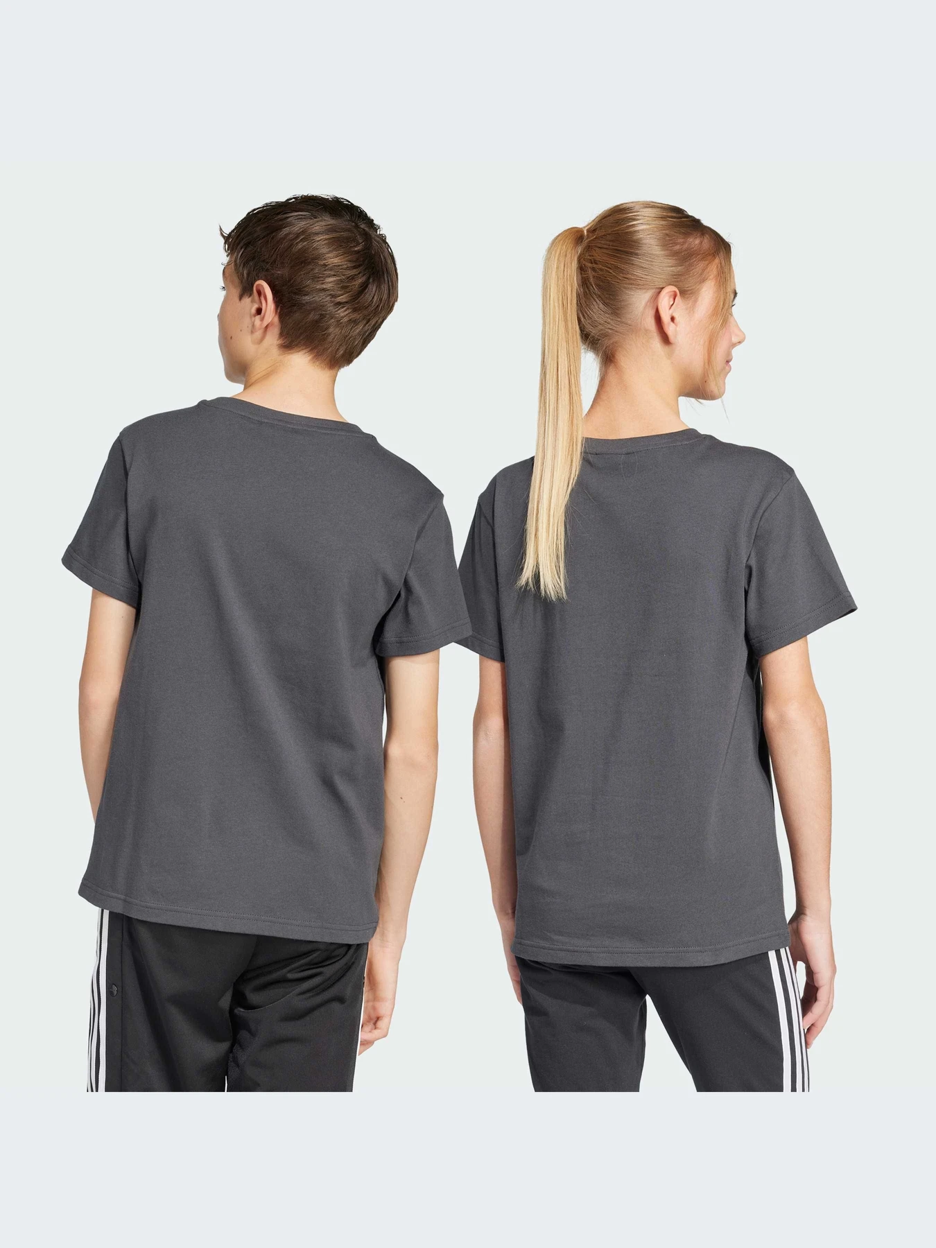 Футболки и поло Adidas модель JZ9937-KZ Футболки и поло Adidas модель JZ9937-KZ Фото