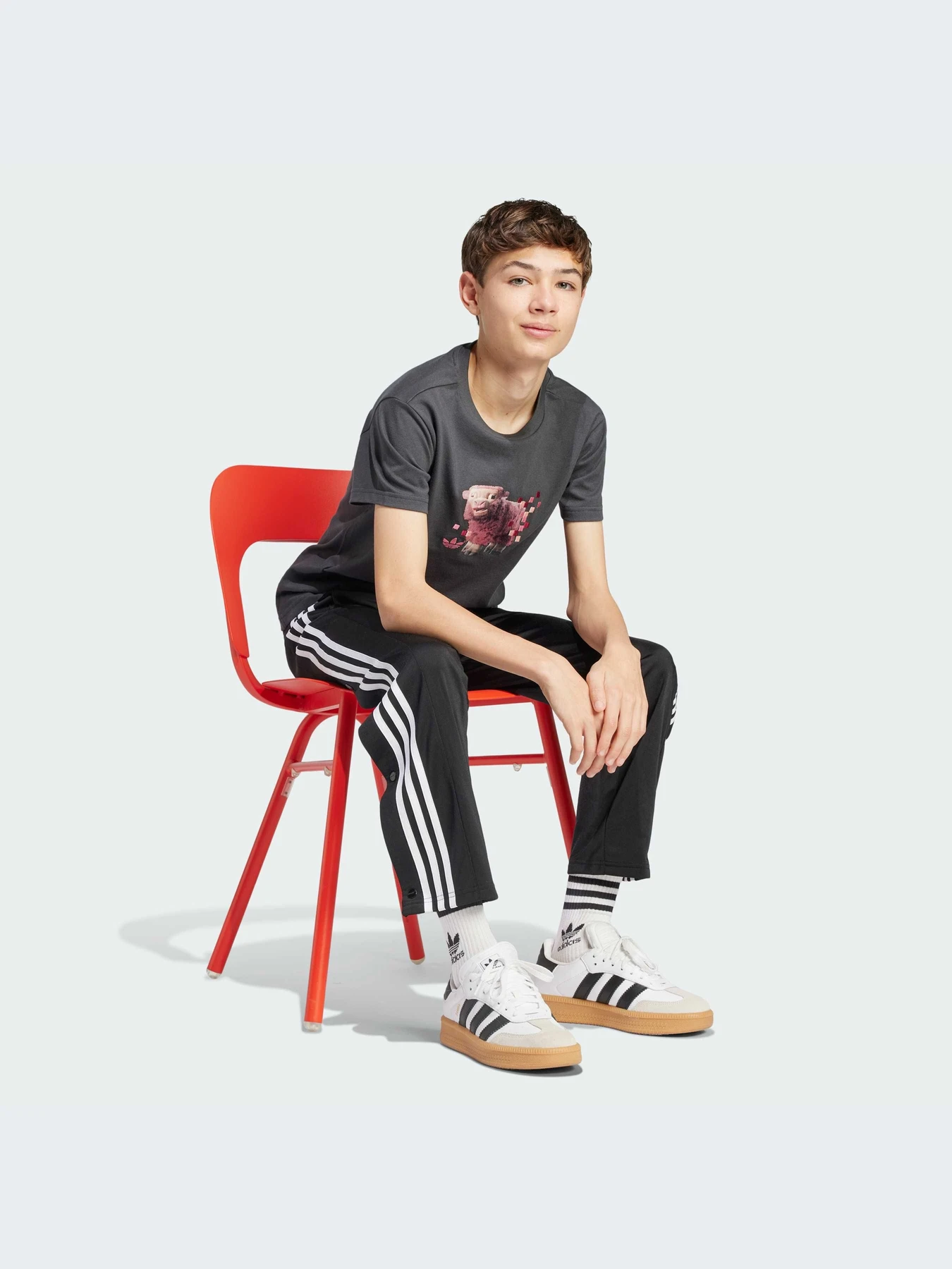 Футболки и поло Adidas модель JZ9937-KZ Футболки и поло Adidas модель JZ9937-KZ Фото