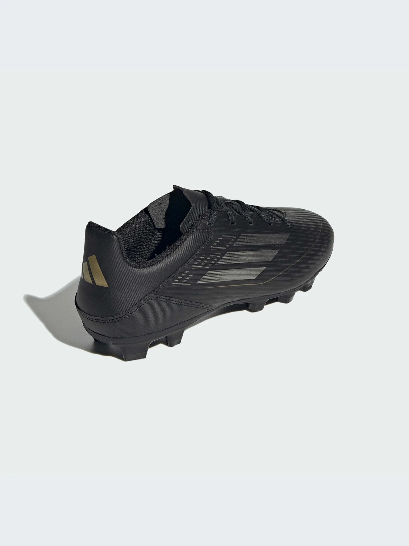 Кроссовки Adidas модель IE0614-KZ Кроссовки Adidas модель IE0614-KZ Фото