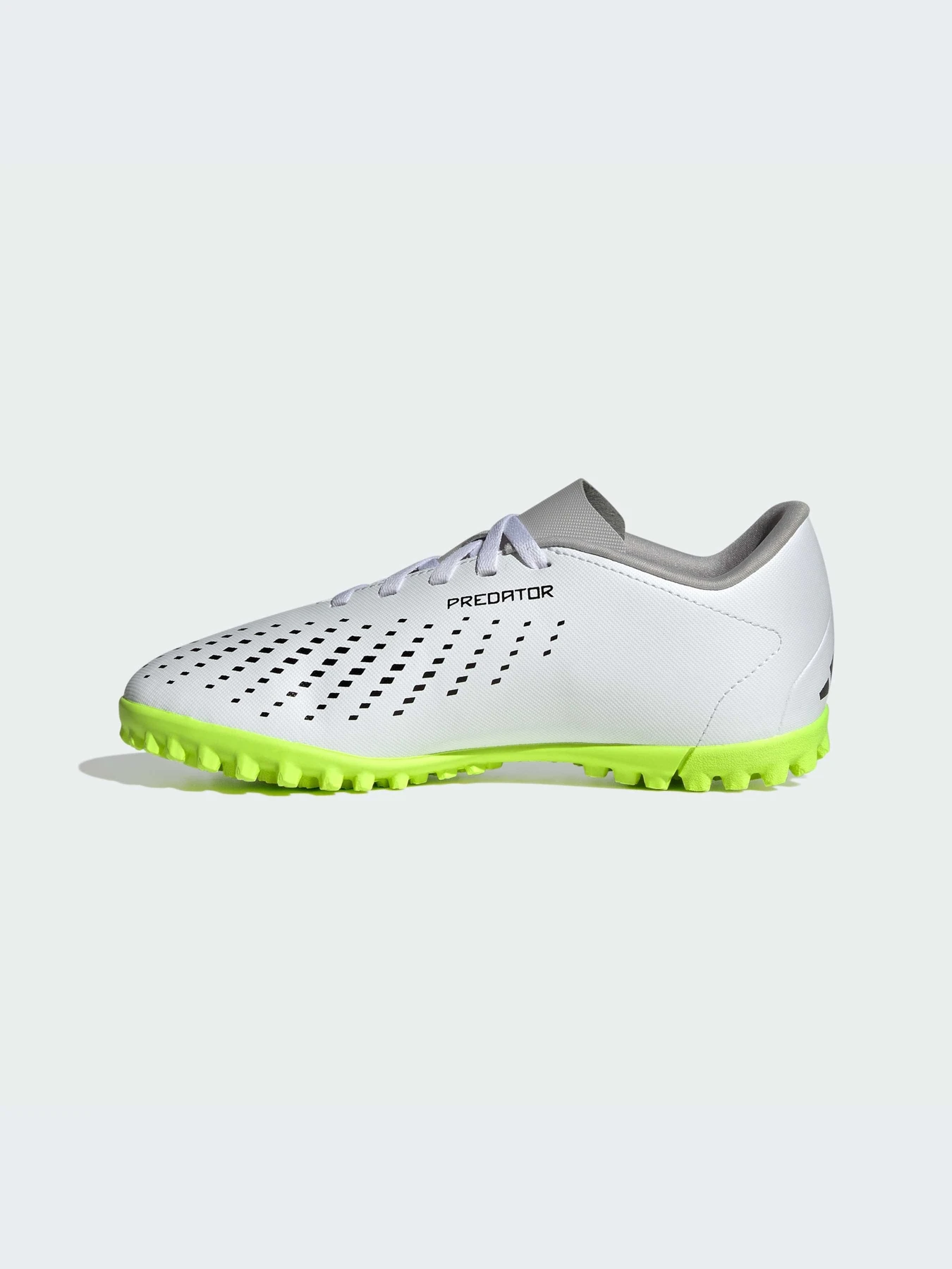Кроссовки Adidas Predator модель IE9444-KZ Кроссовки Adidas Predator модель IE9444-KZ Фото