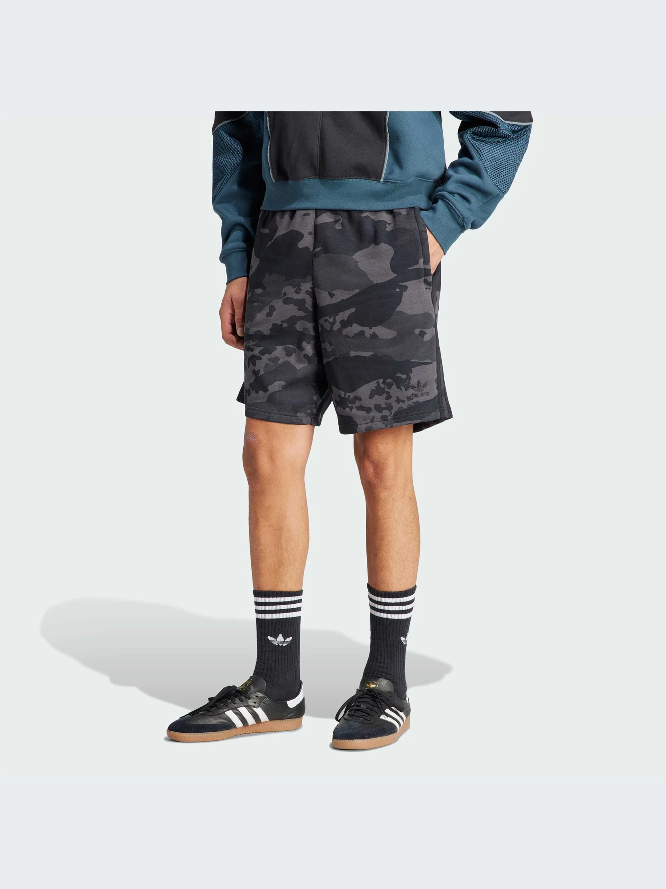 Шорты Adidas Graphics модель IS2941-KZ Шорты Adidas Graphics модель IS2941-KZ Фото
