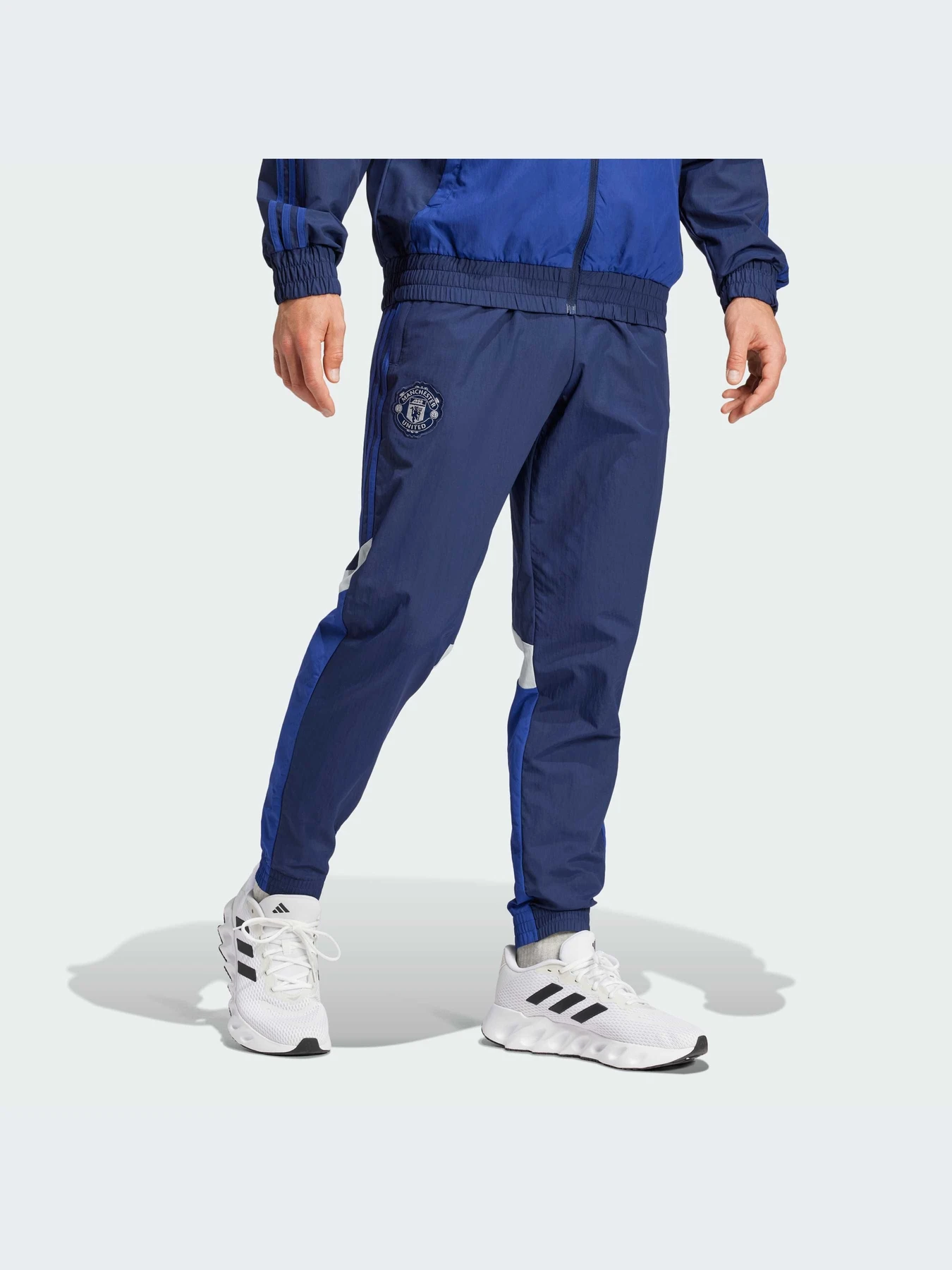 Брюки Adidas модель IT4183-KZ Брюки Adidas модель IT4183-KZ Фото