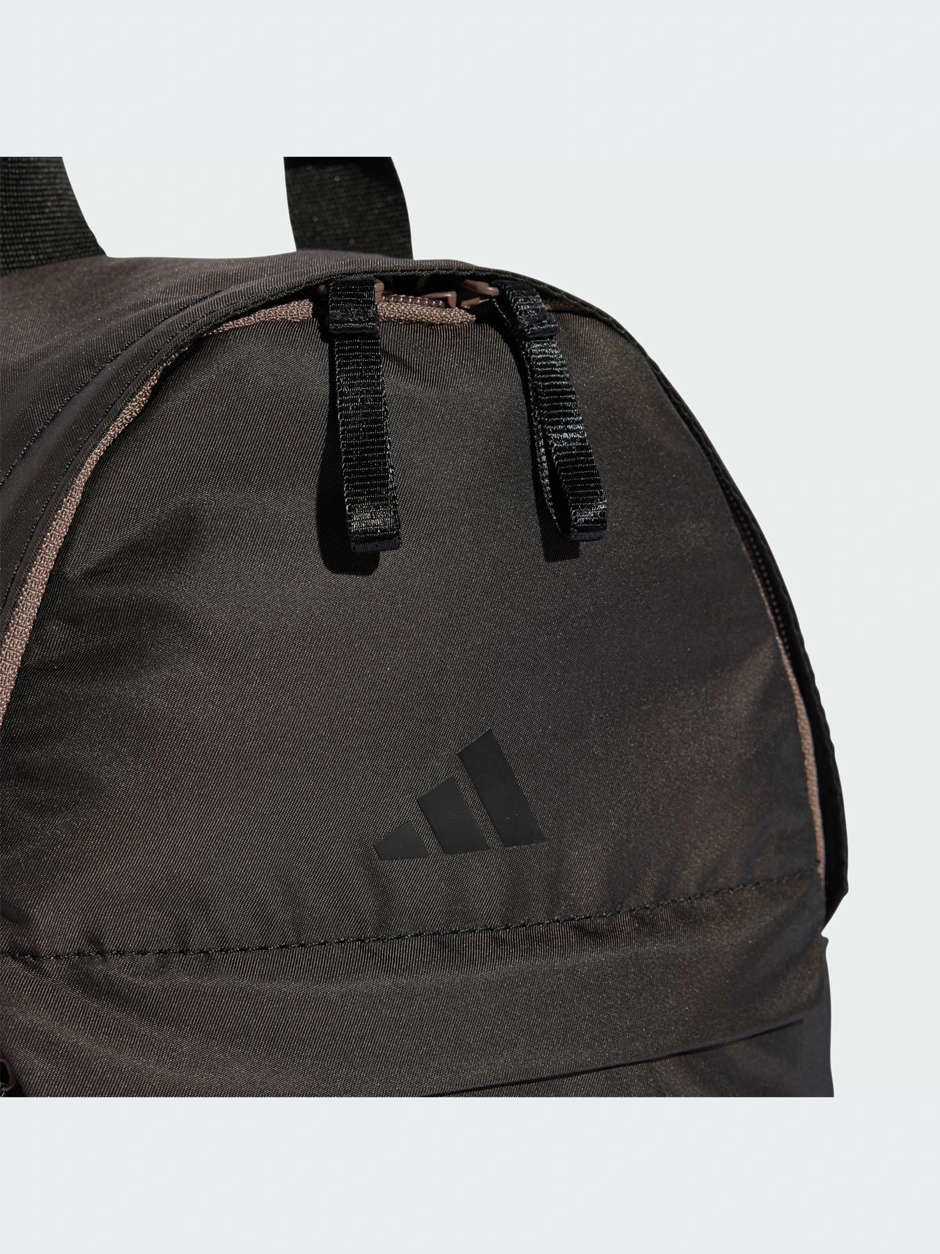 Рюкзаки Adidas модель IT2113-KZ Рюкзаки Adidas модель IT2113-KZ Фото