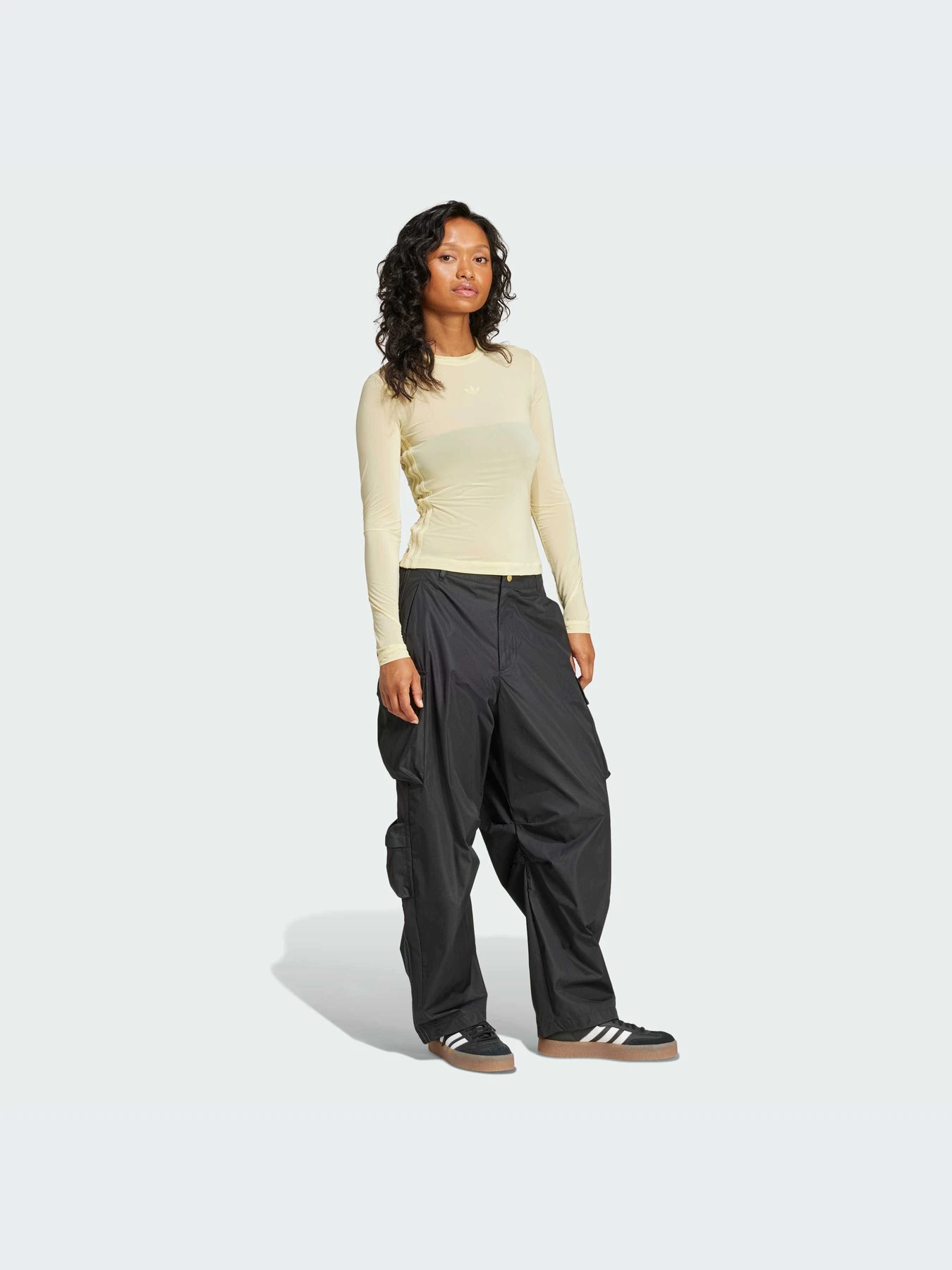 Худи и свитшоты Adidas Adicolor модель JD3599-KZ Худи и свитшоты Adidas Adicolor модель JD3599-KZ Фото