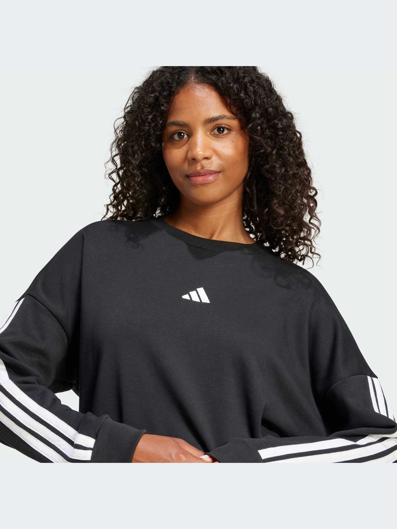 Худи и свитшоты Adidas модель JE0016-KZ Худи и свитшоты Adidas модель JE0016-KZ Фото