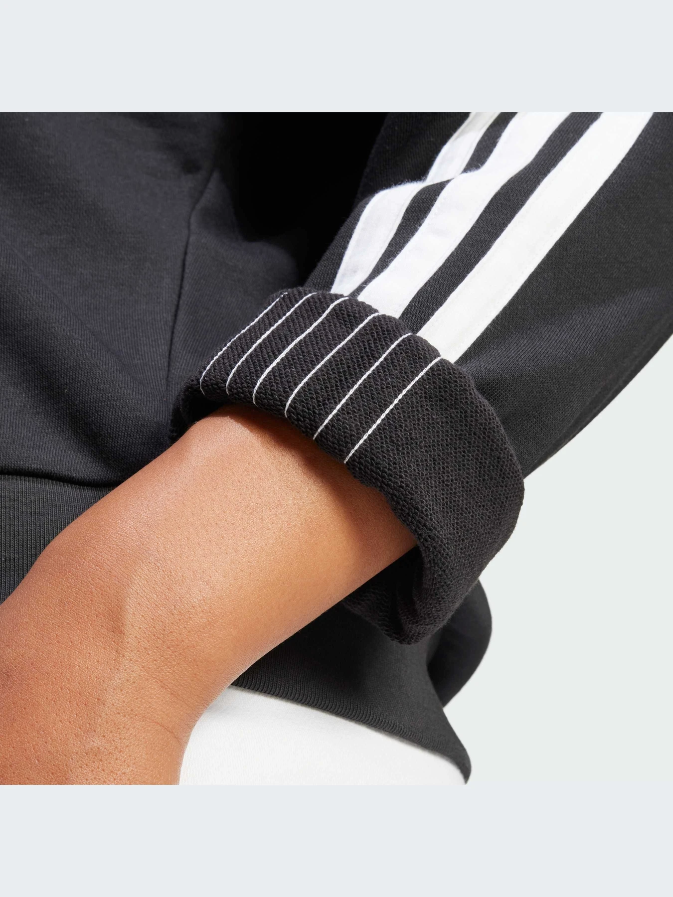 Худи и свитшоты Adidas модель JE0016-KZ Худи и свитшоты Adidas модель JE0016-KZ Фото
