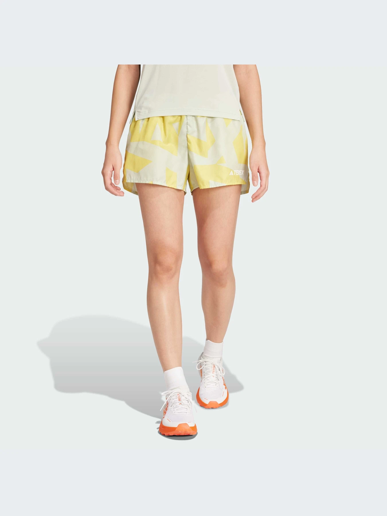 Шорты Adidas модель JF1265-KZ Шорты Adidas модель JF1265-KZ Фото