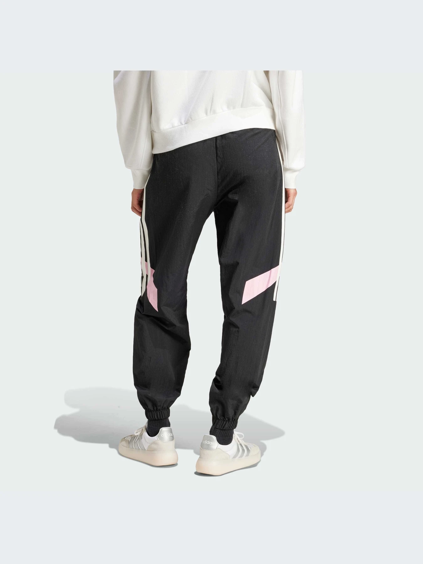 Брюки Adidas Tiro модель JG4123-KZ Брюки Adidas Tiro модель JG4123-KZ Фото