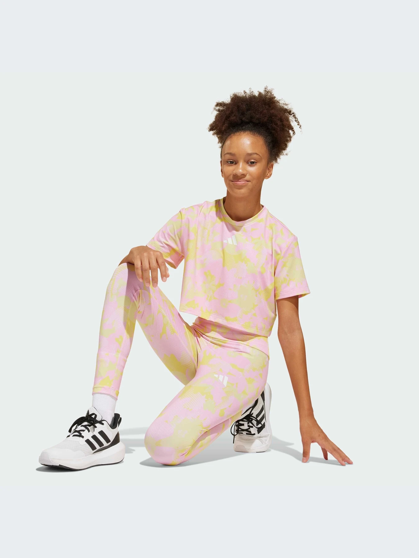 Брюки Adidas модель JJ5055-KZ Брюки Adidas модель JJ5055-KZ Фото