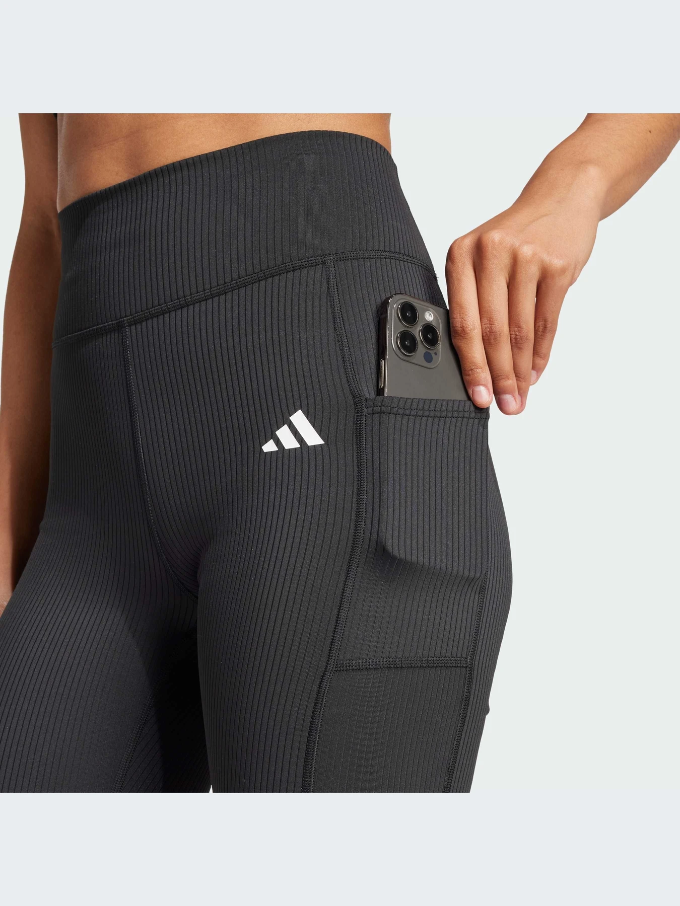 Брюки Adidas модель JP4766-KZ Брюки Adidas модель JP4766-KZ Фото