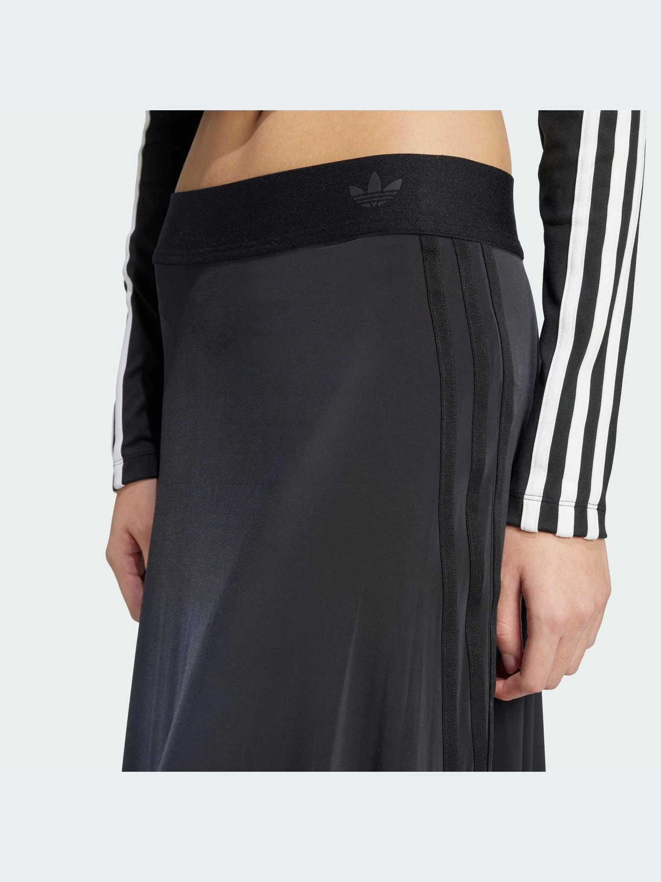 Юбки Adidas Adicolor модель JC5084-KZ Юбки Adidas Adicolor модель JC5084-KZ Фото