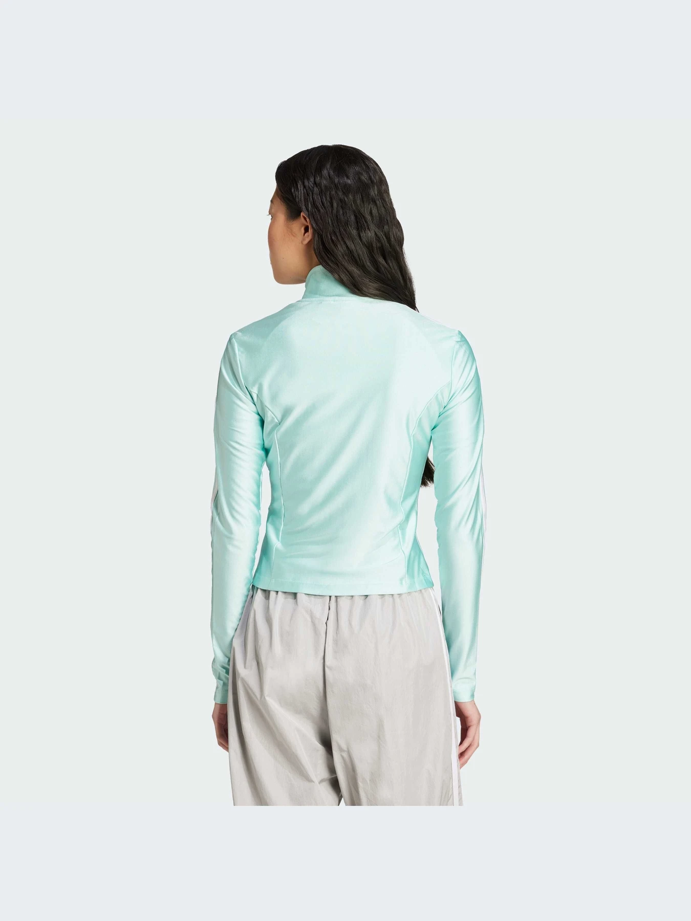 Худи и свитшоты Adidas Adicolor модель JC5579-KZ Худи и свитшоты Adidas Adicolor модель JC5579-KZ Фото