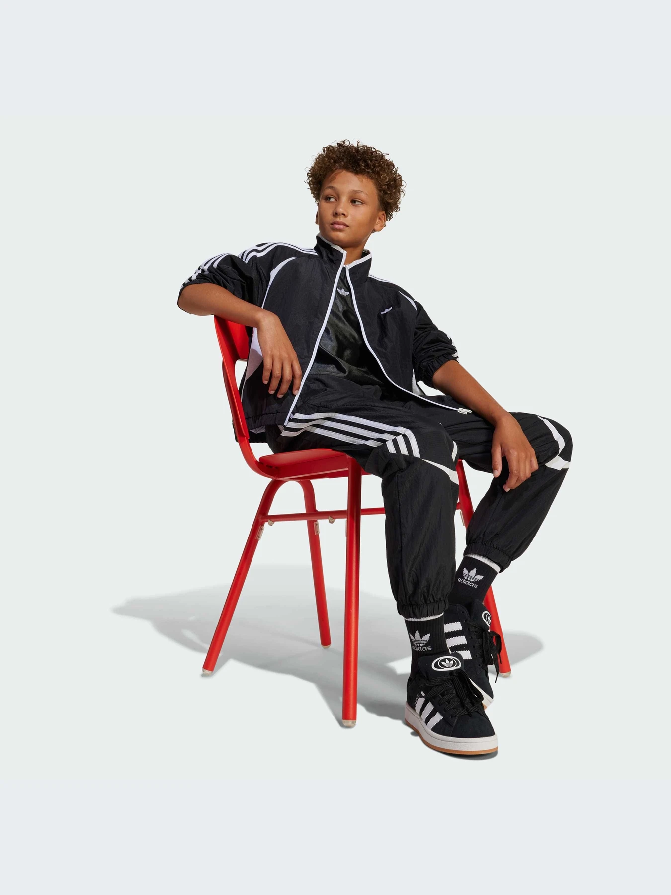 Брюки Adidas Adicolor модель JC9135-KZ Брюки Adidas Adicolor модель JC9135-KZ Фото