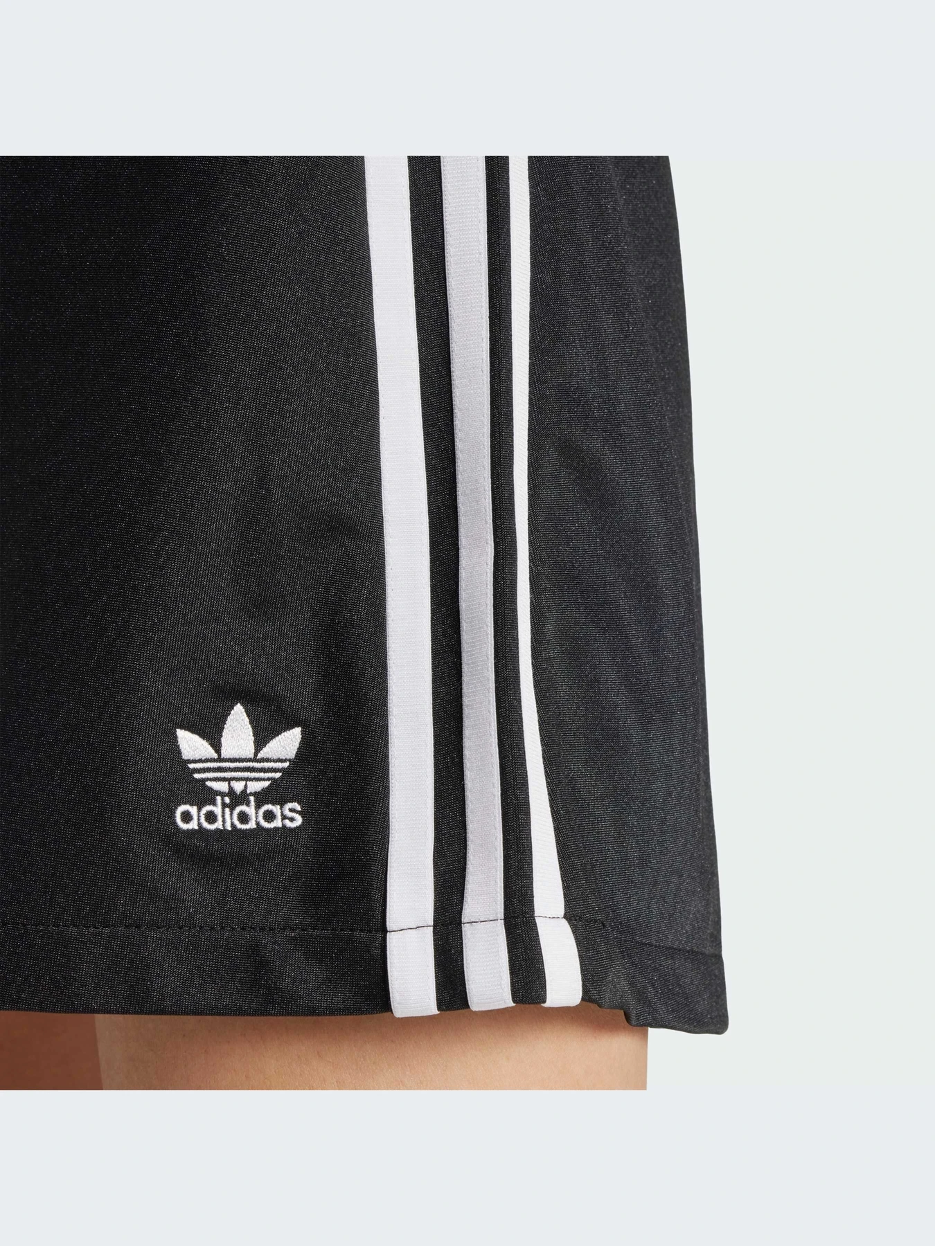 Юбки Adidas Adicolor модель JD0281-KZ Юбки Adidas Adicolor модель JD0281-KZ Фото