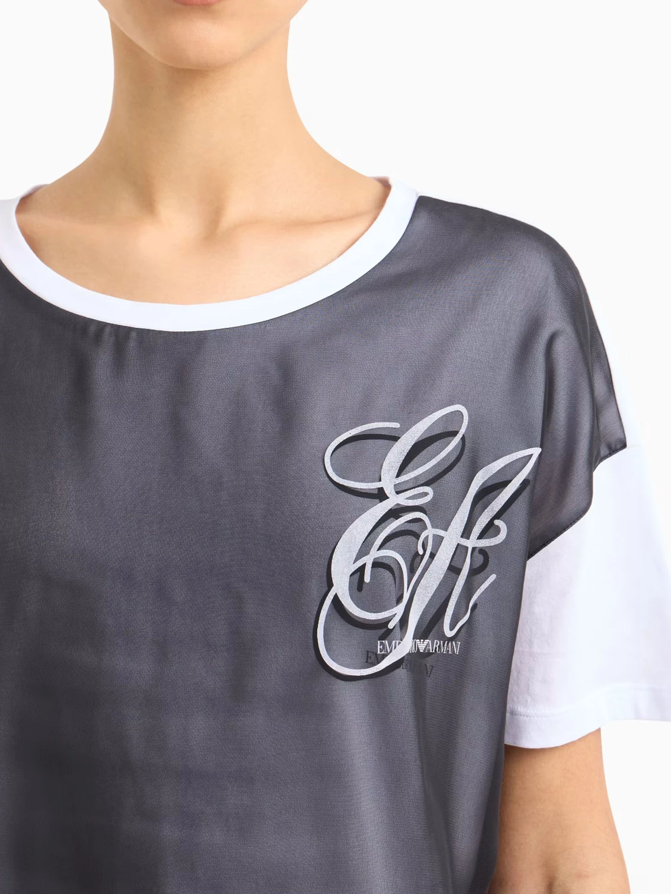 Футболки и поло Emporio Armani модель EW001529-AF12567-F0023 Футболки и поло Emporio Armani модель EW001529-AF12567-F0023 Фото