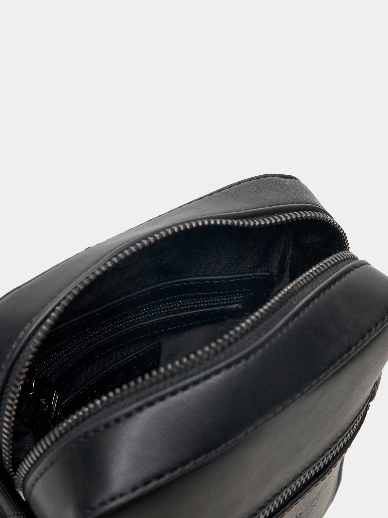 Сумки Valentino Bags модель VBS8UT21-001 Сумки Valentino Bags модель VBS8UT21-001 Фото