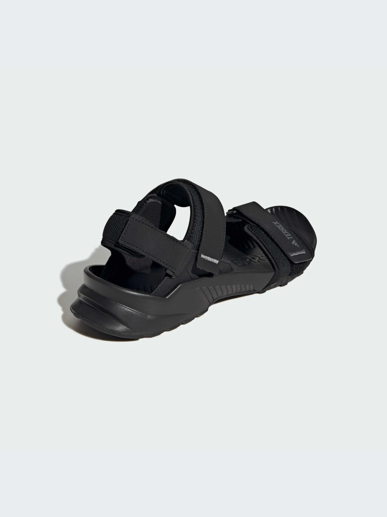 Сандалии Adidas модель JQ2231-KZ Сандалии Adidas модель JQ2231-KZ Фото