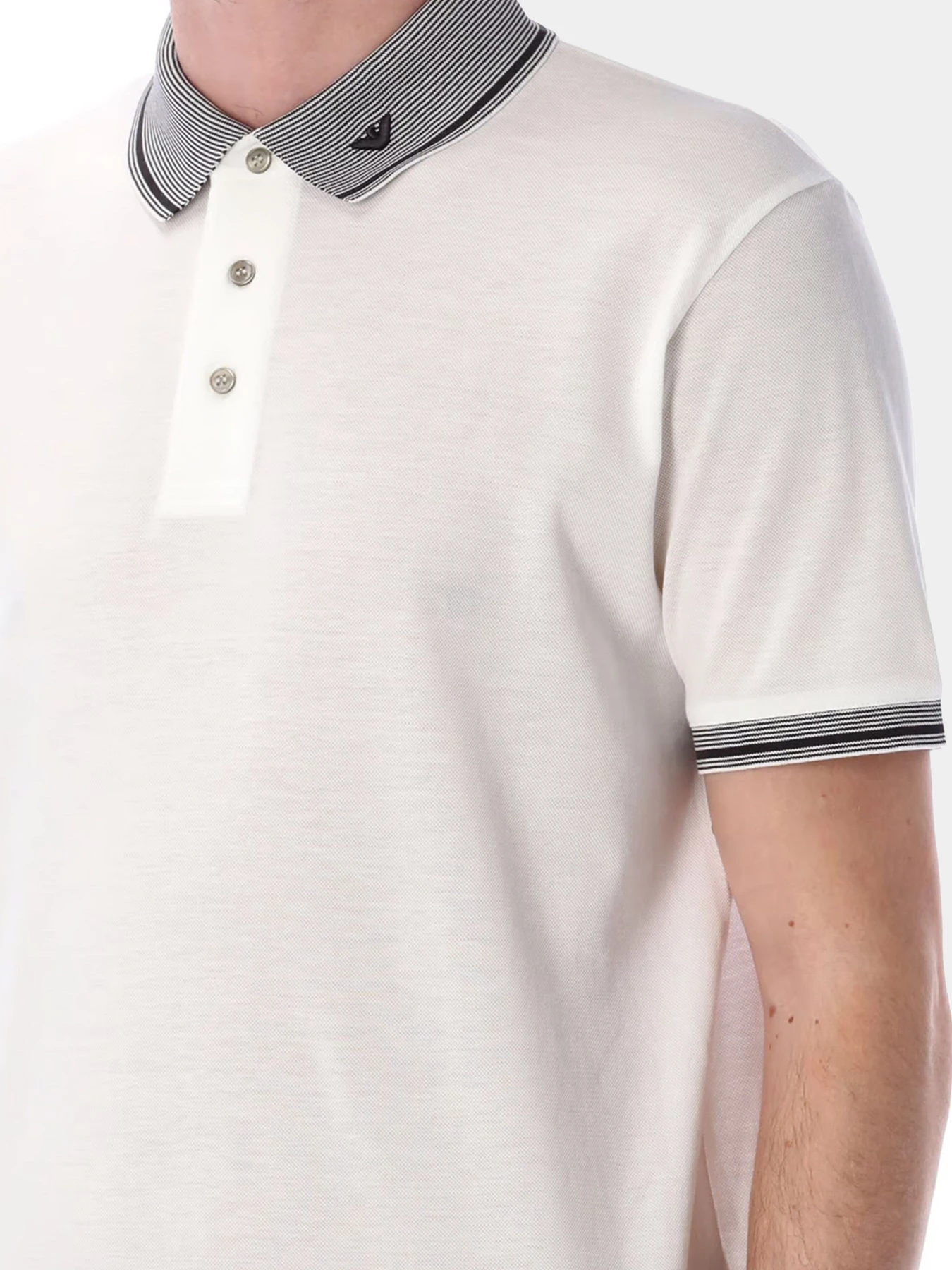 Футболки и поло Emporio Armani модель EM000852-AF12955-F0067 Футболки и поло Emporio Armani модель EM000852-AF12955-F0067 Фото